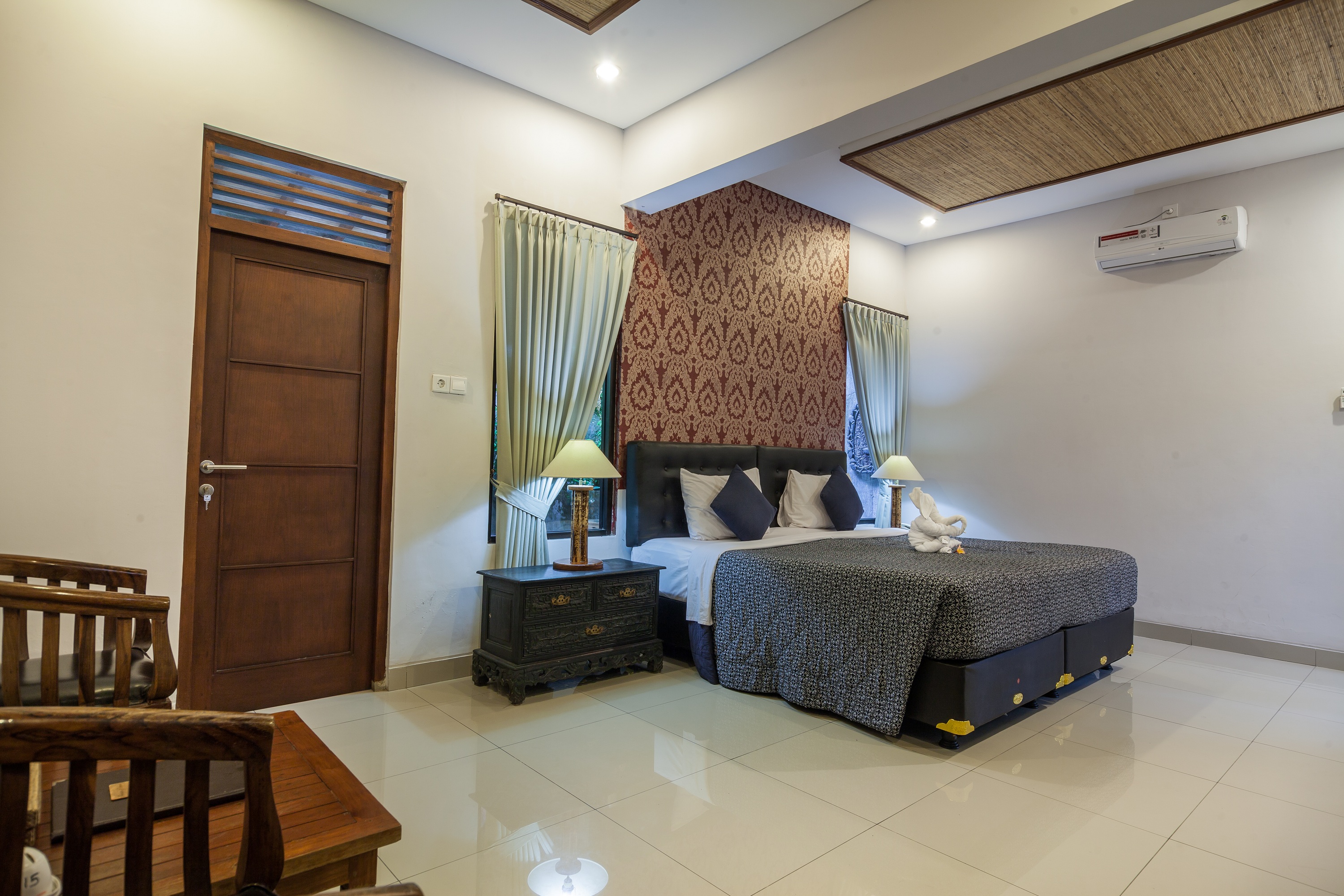 Double or Twin Superior