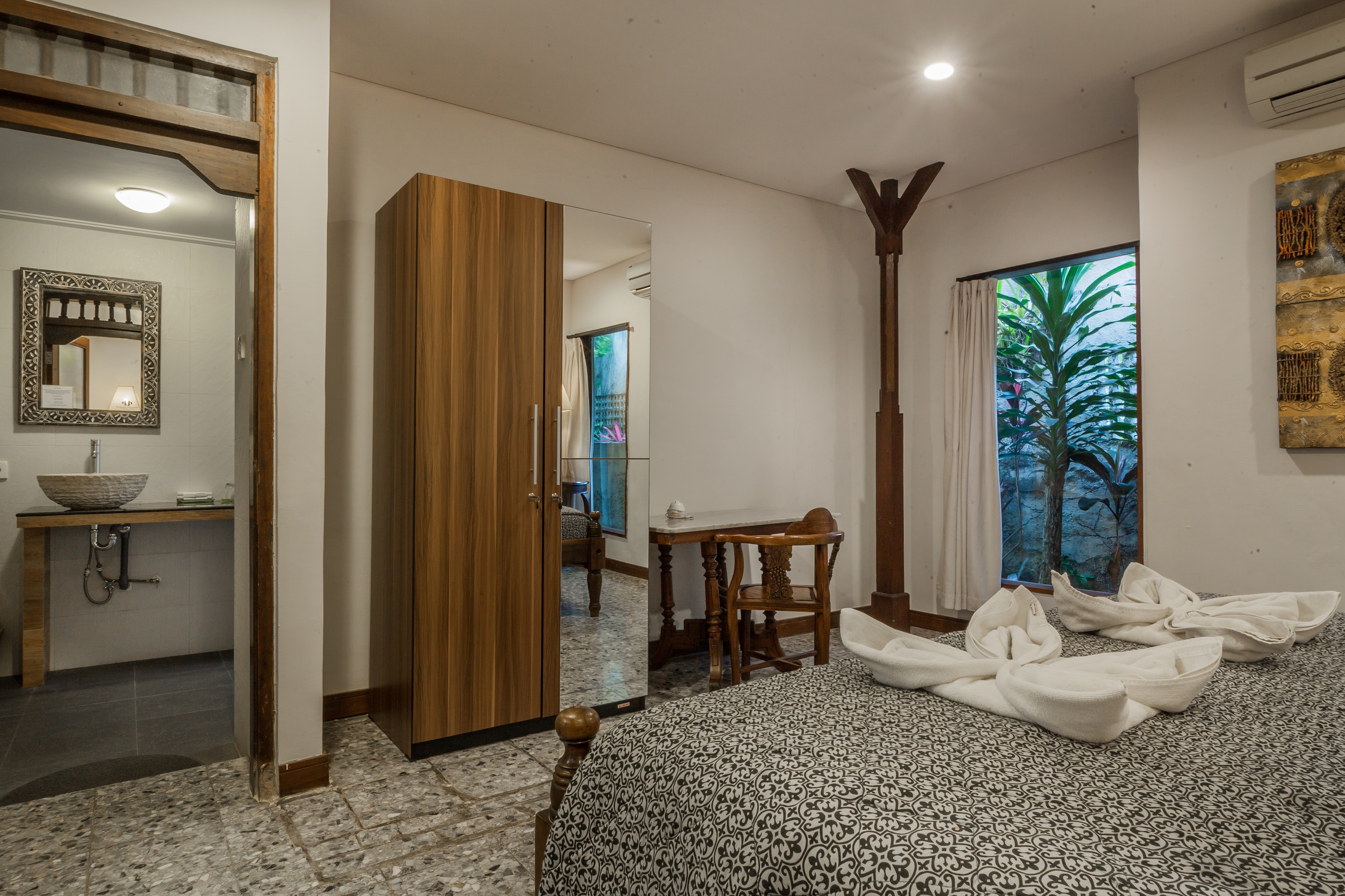 Double or Twin Superior