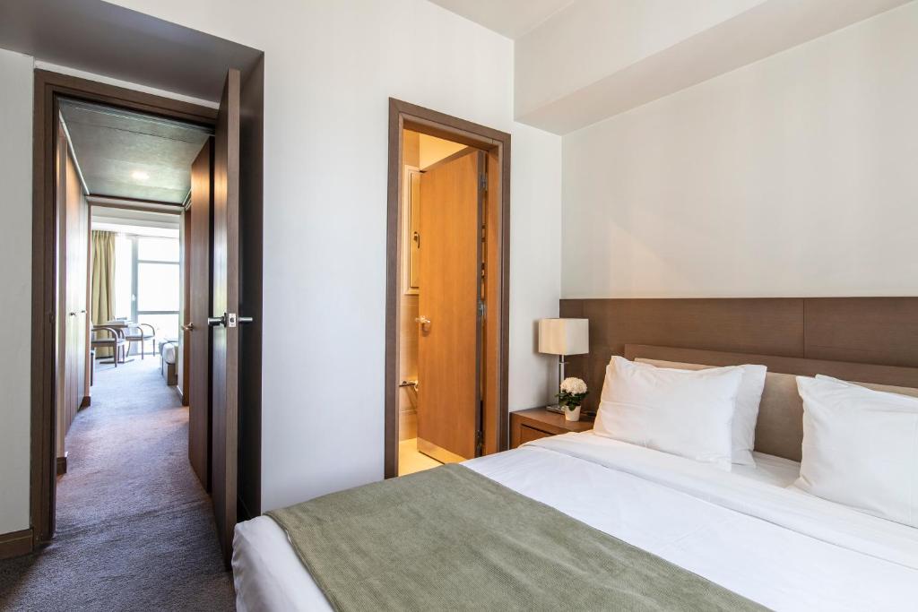 Family Room Connecting Room