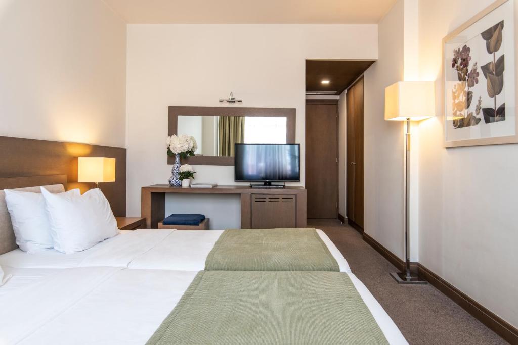 Double or Twin Superior