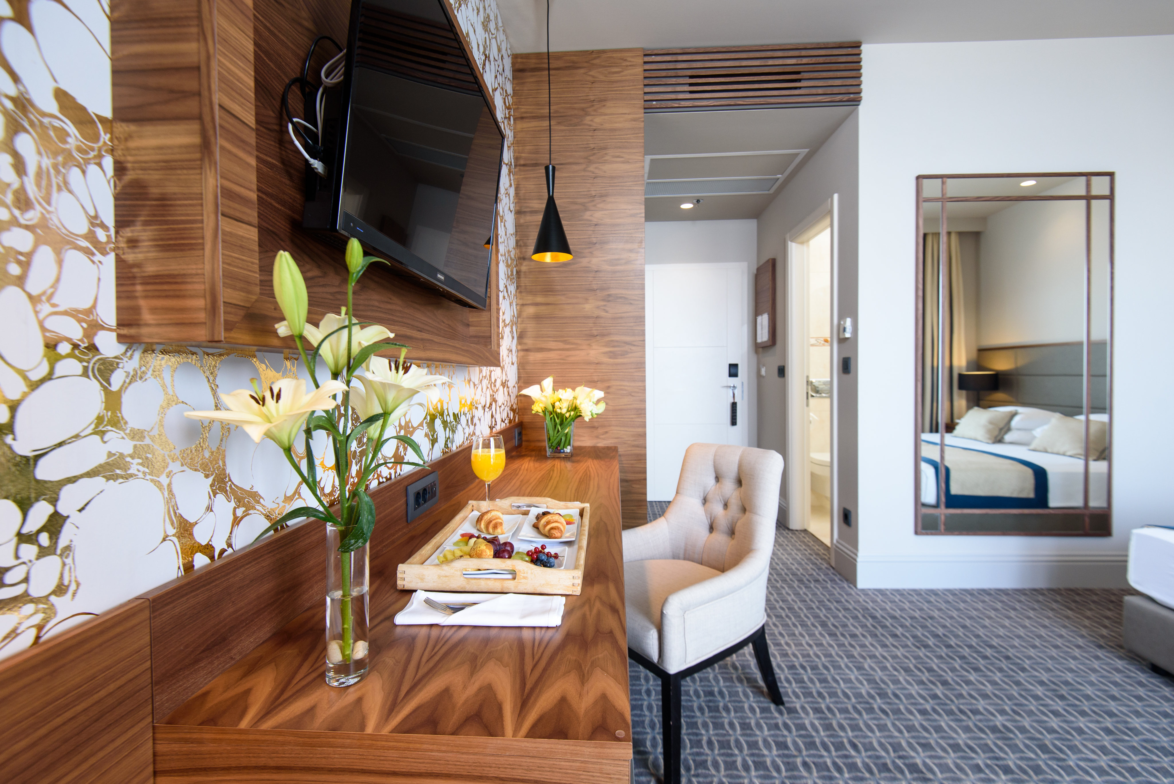 Double or Twin Standard