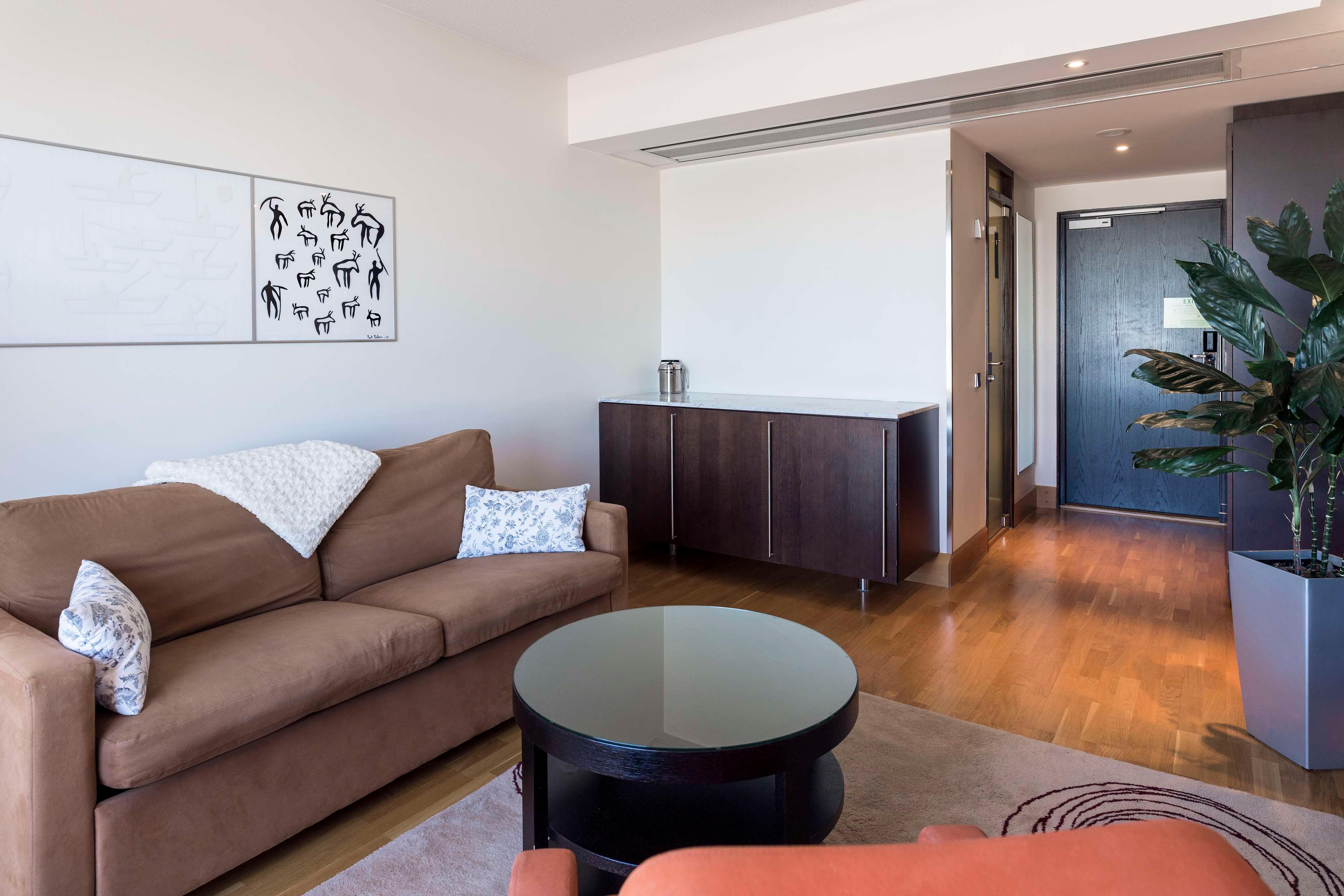 Junior Suite King Size Bed