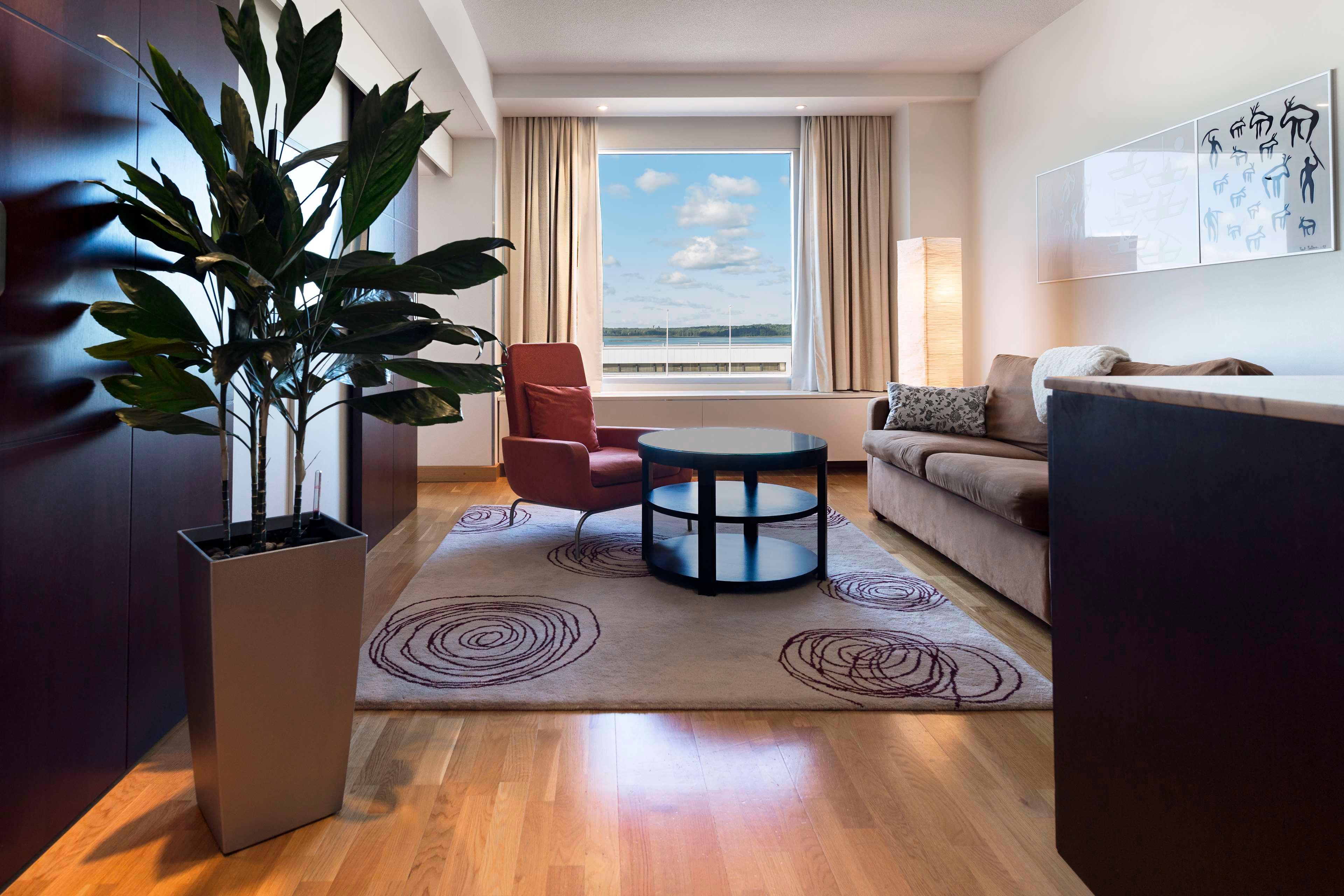 Junior Suite King Size Bed