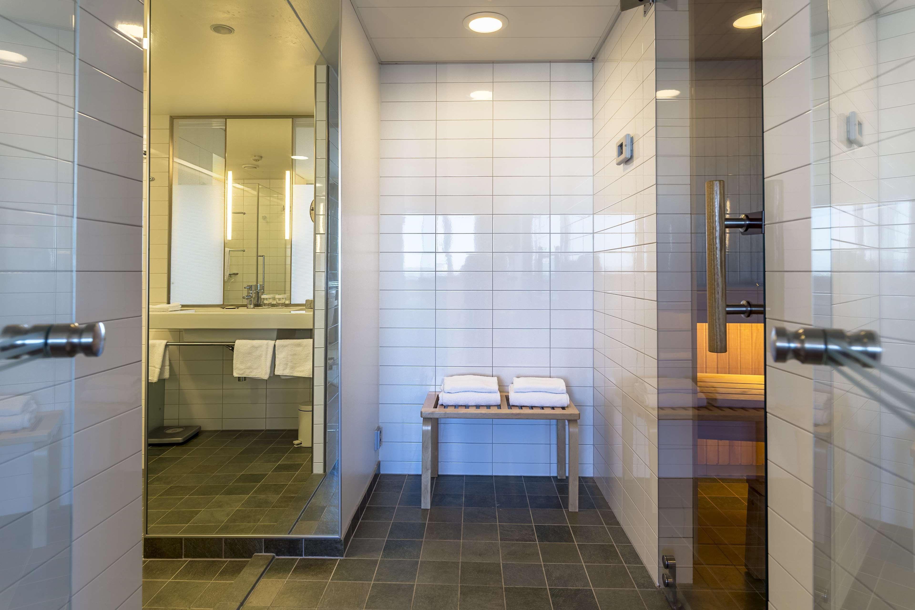 Junior Suite King Size Bed