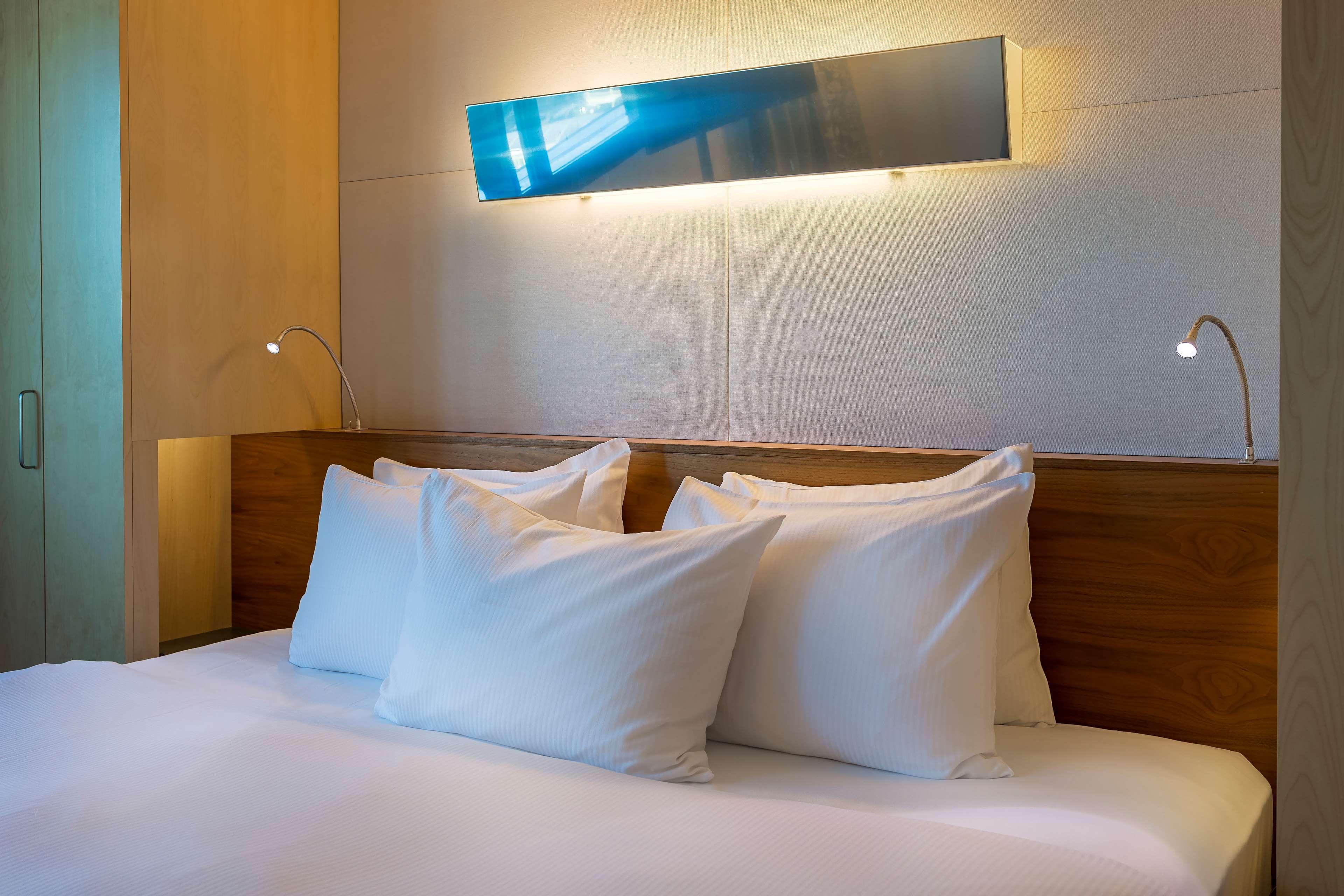 Double Guest Room King Bed