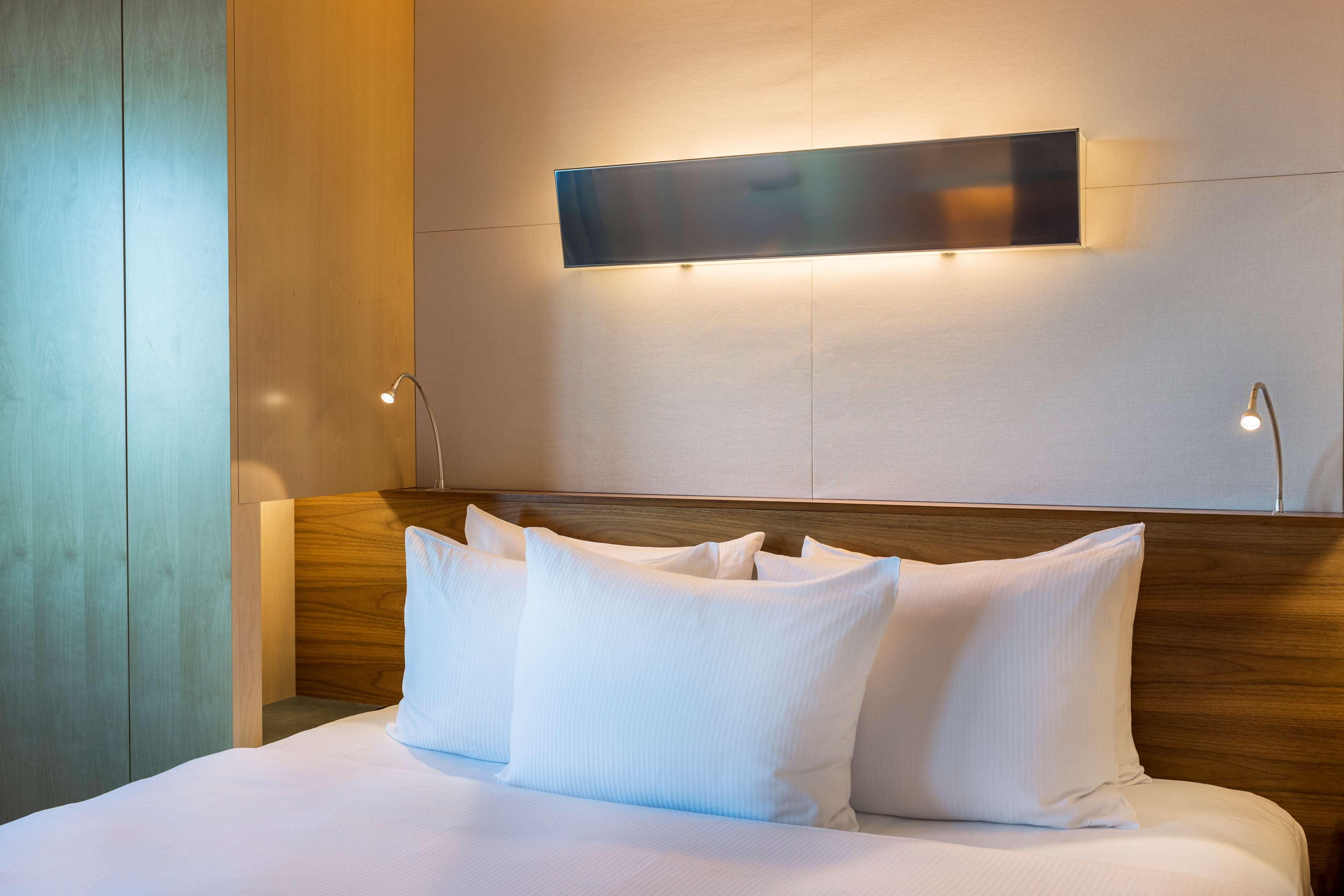 Double Executive King Bed