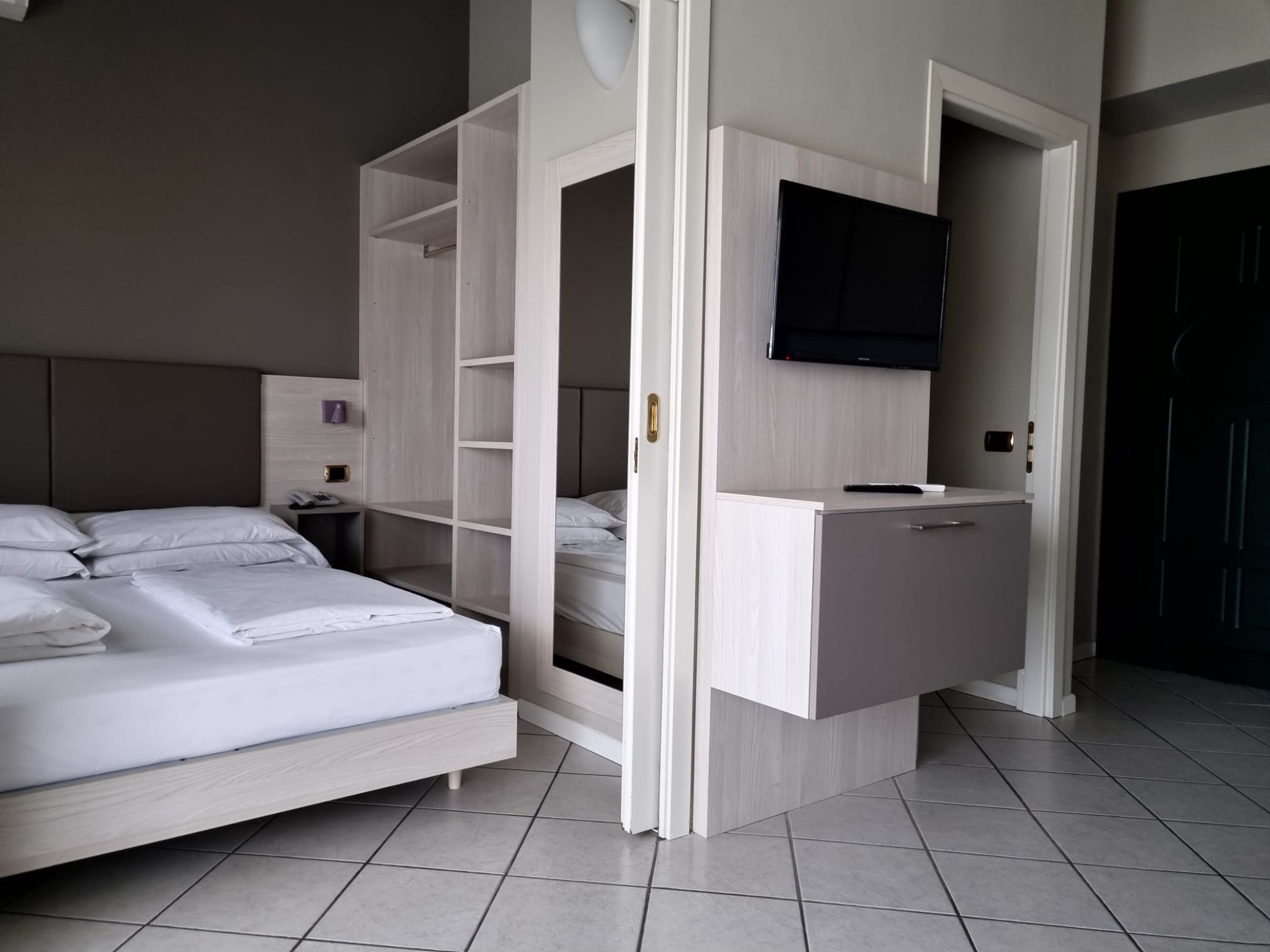 Suite One Bedroom with Terrace