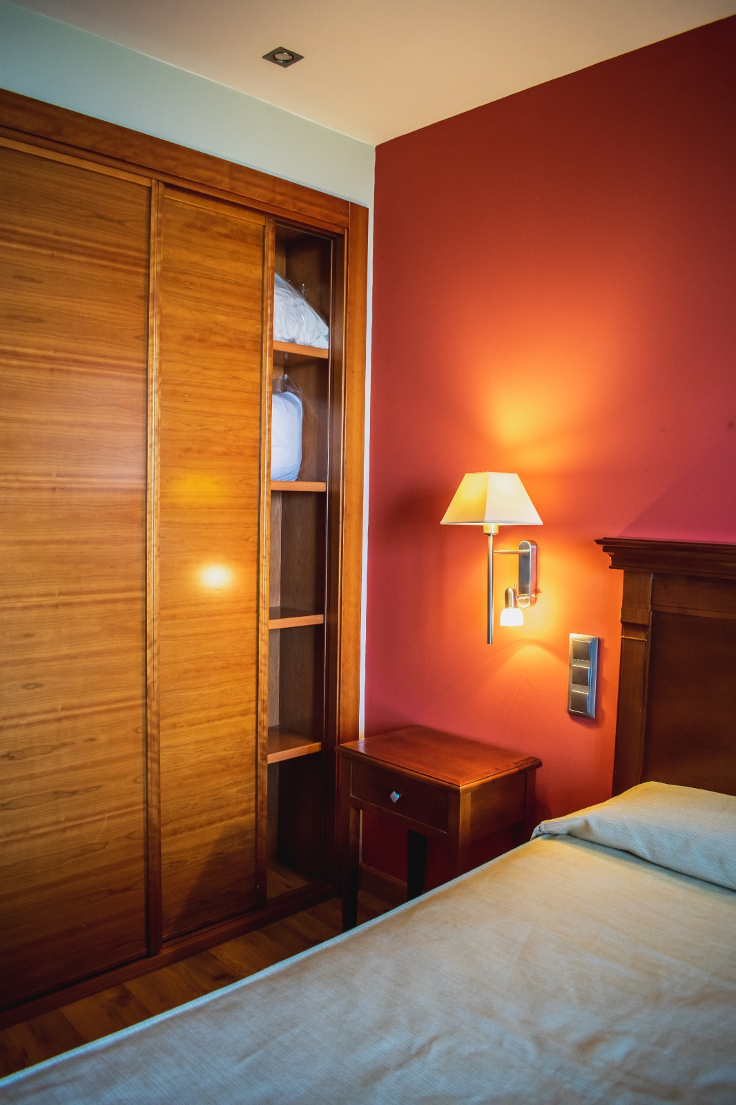 Double or Twin Standard