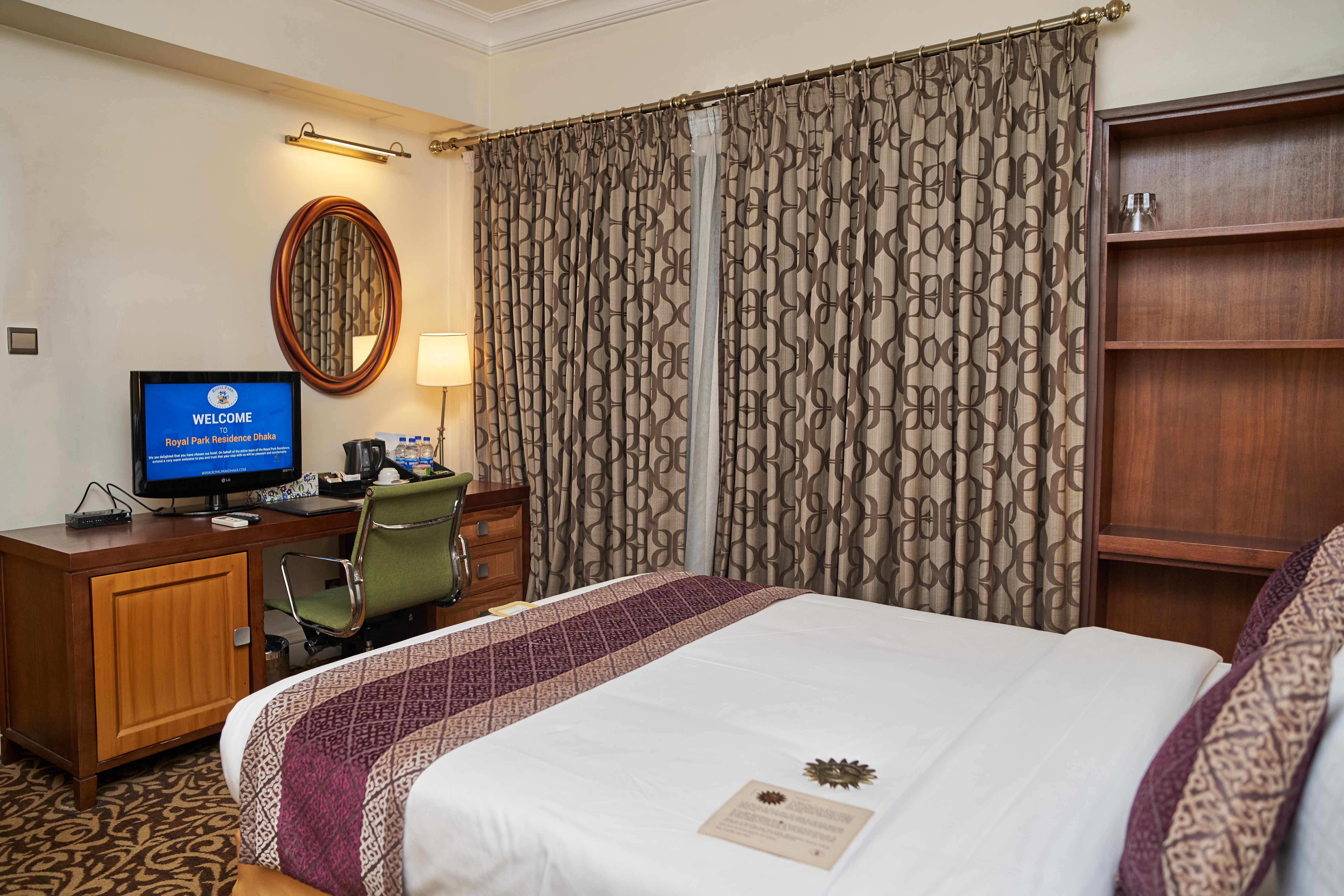 Double Queen Size Bed