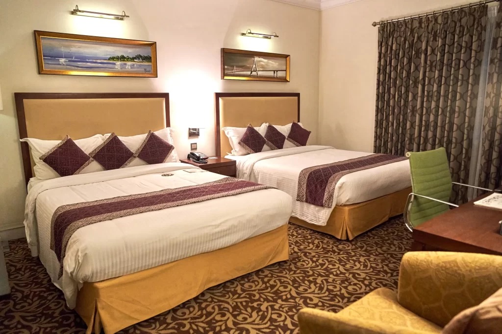 Twin Queen Bed Two Bedrooms