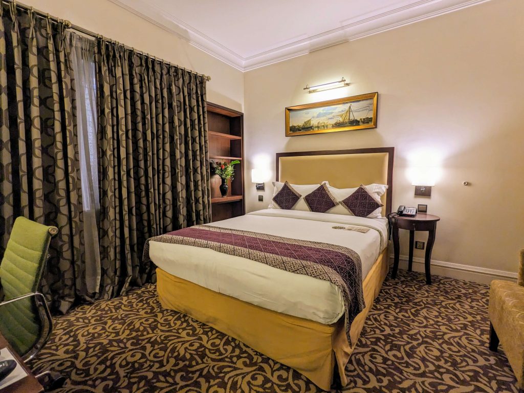 Single Queen Size Bed