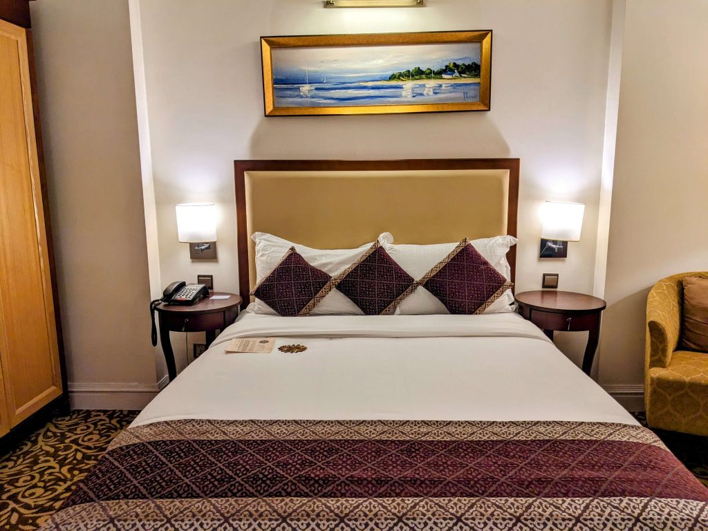 Single Queen Size Bed