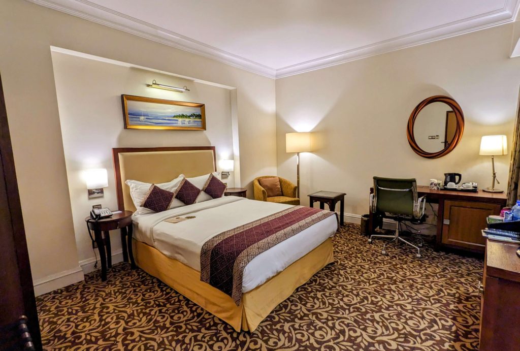 Single Queen Size Bed