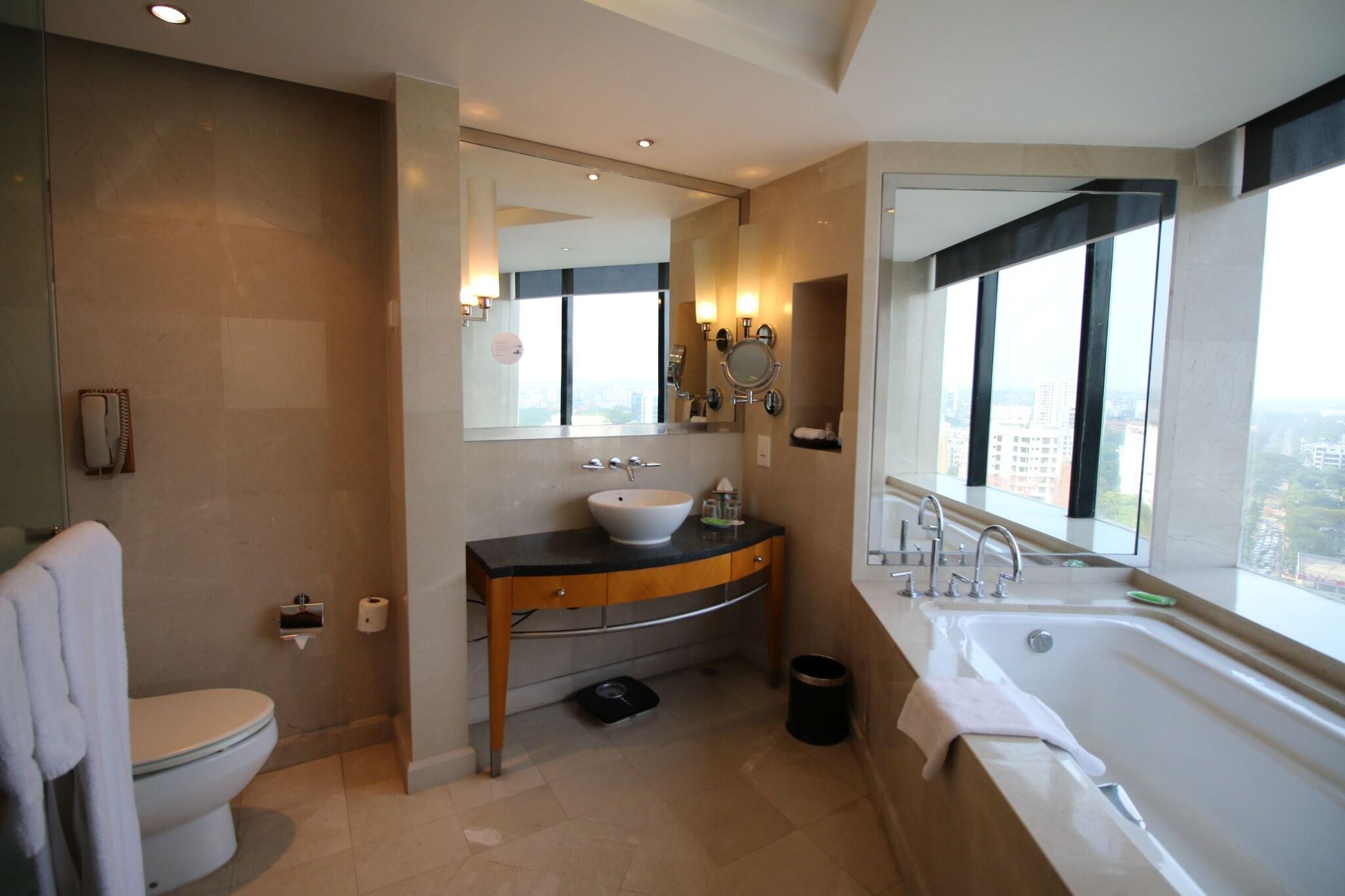 Double City View King Bed