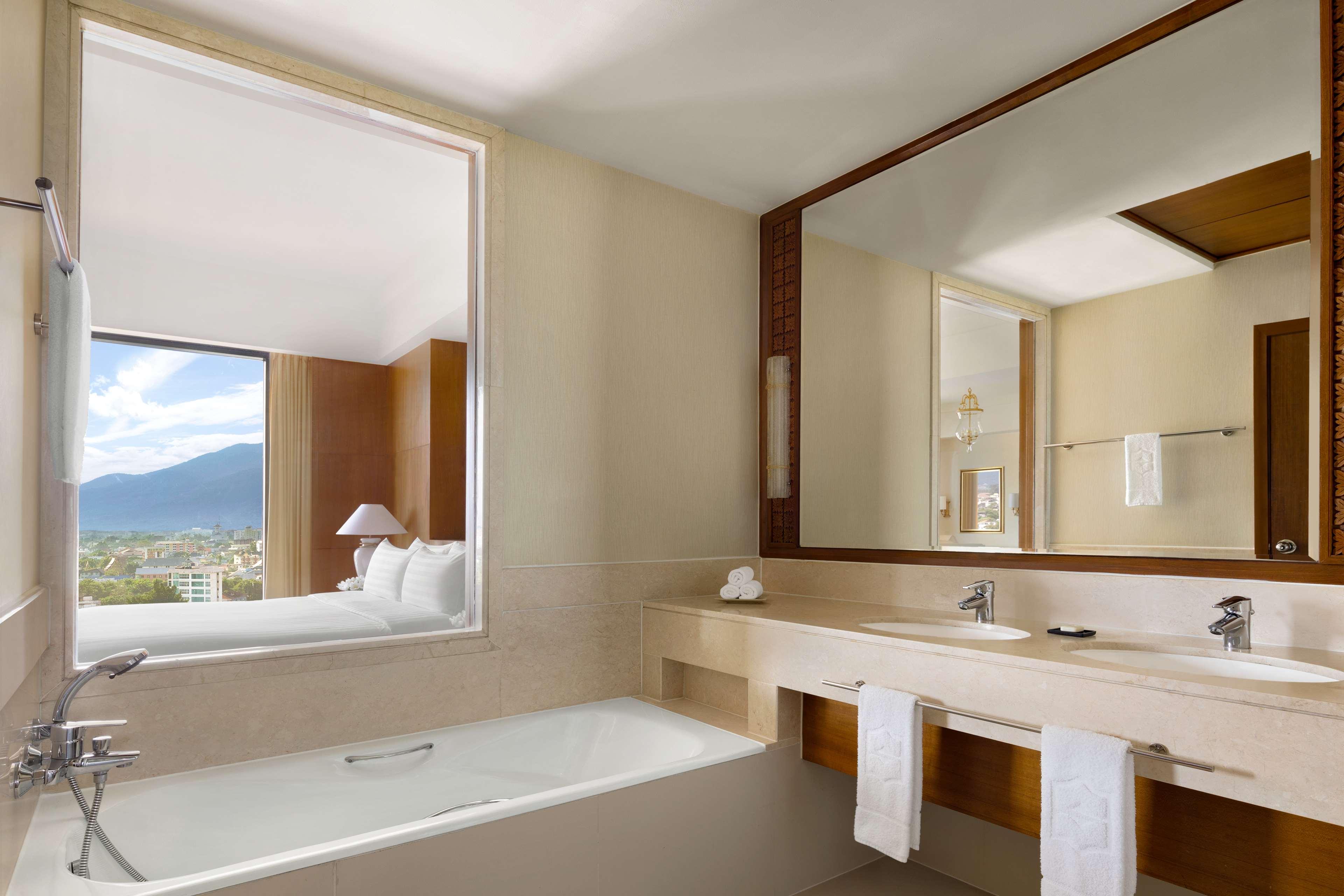 Room Premier King Bed