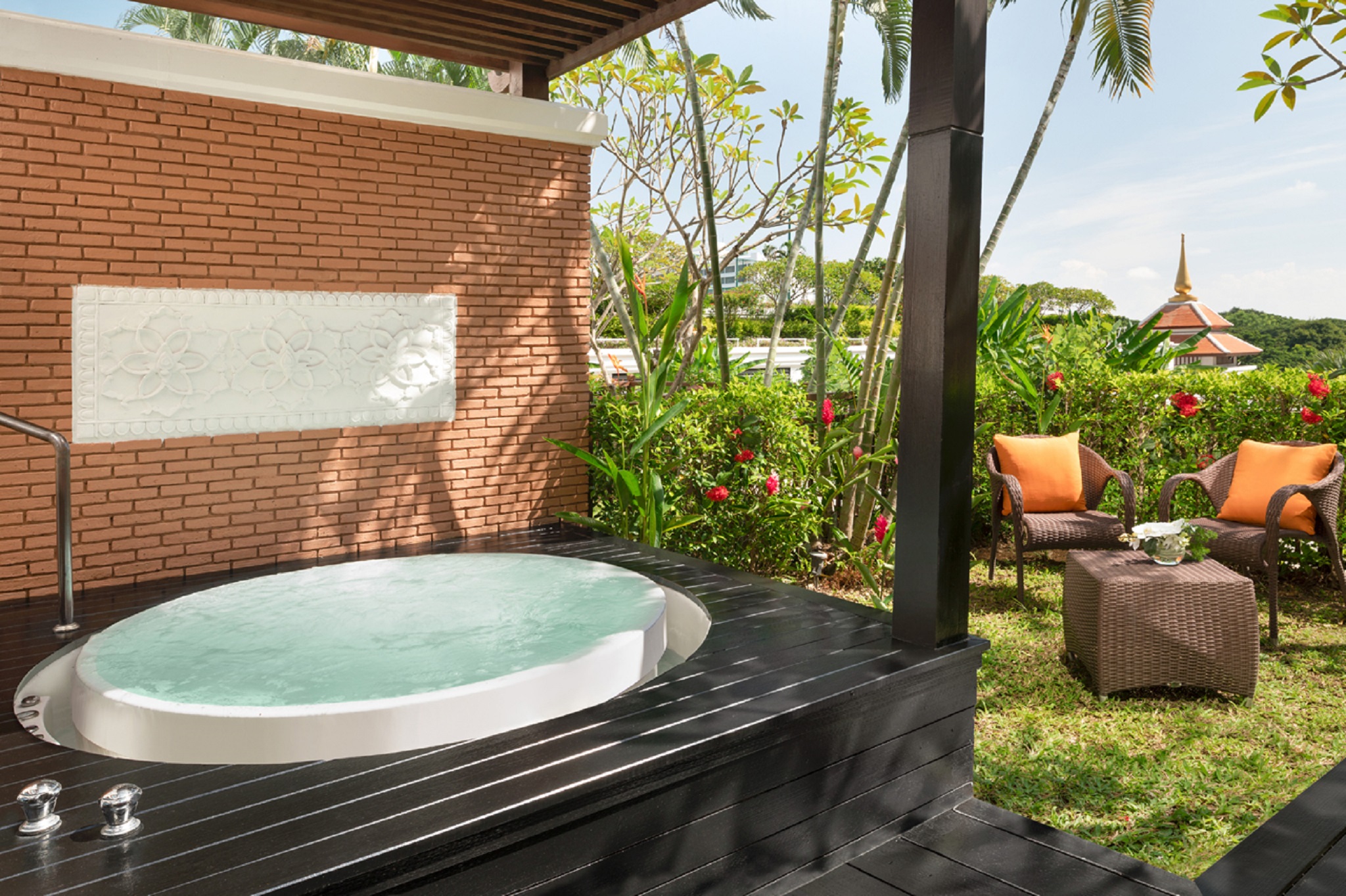 Room Deluxe King Bed