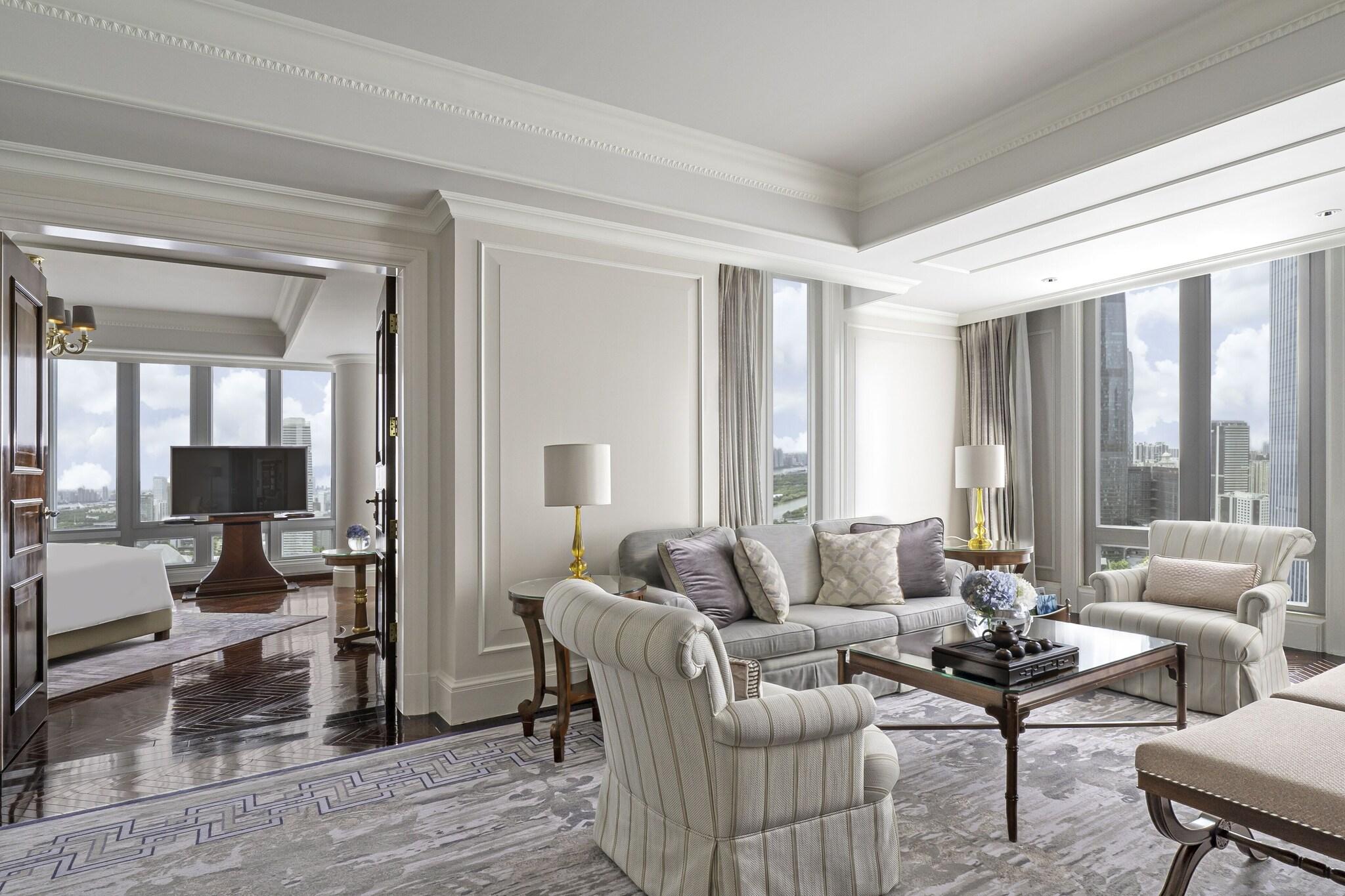 Suite Executive City View