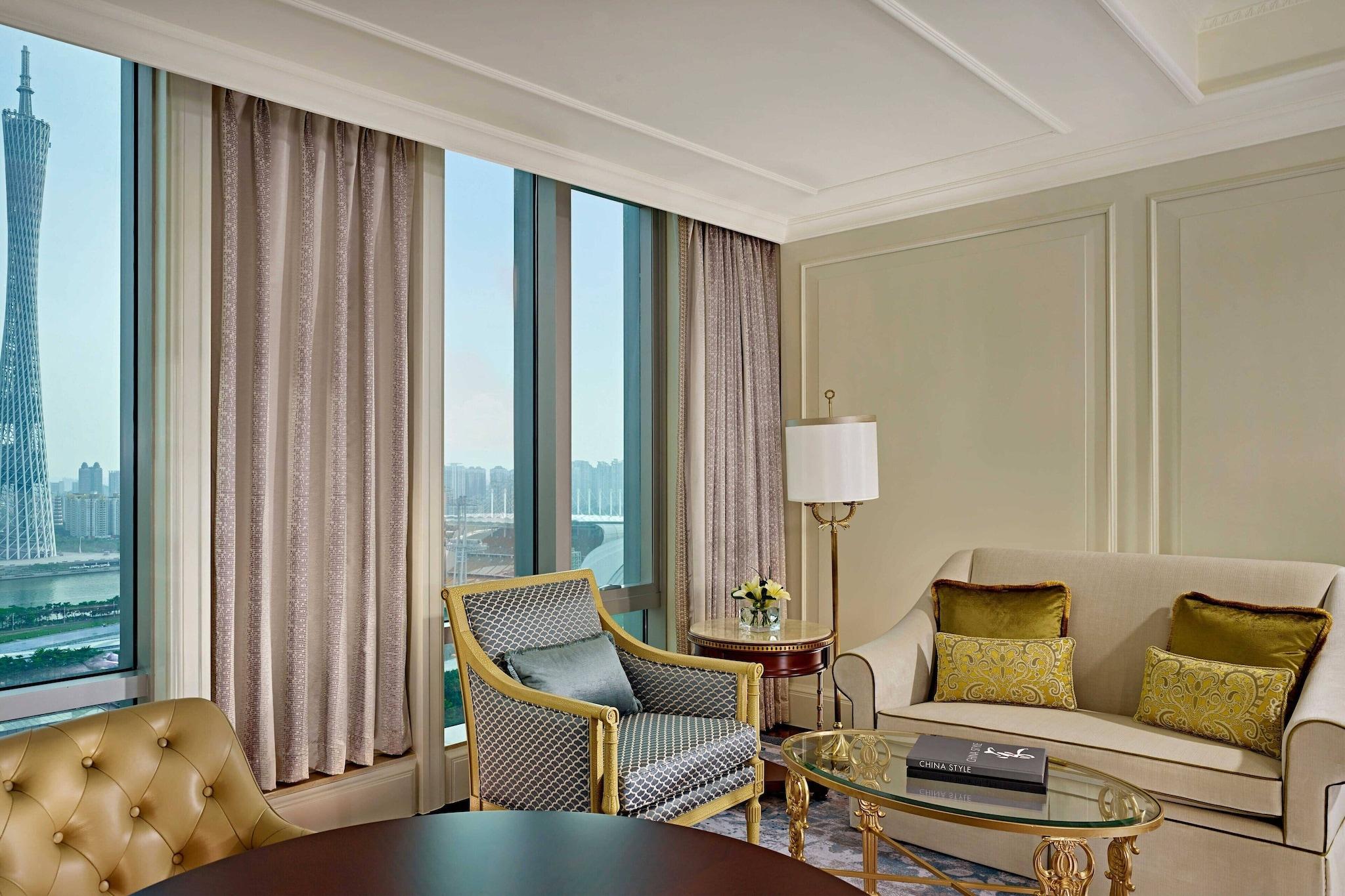 Double Club King Bed