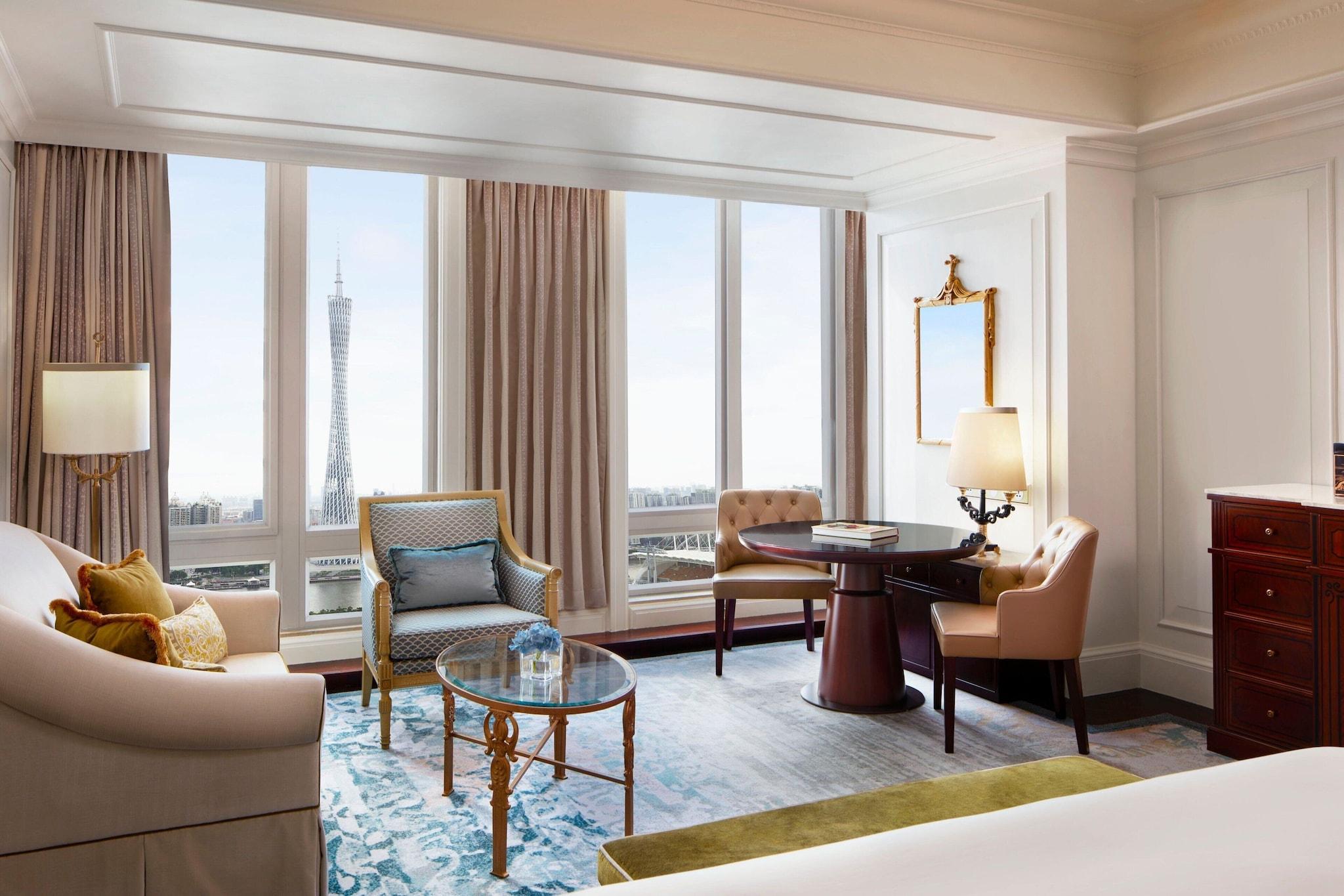 Double Club King Bed