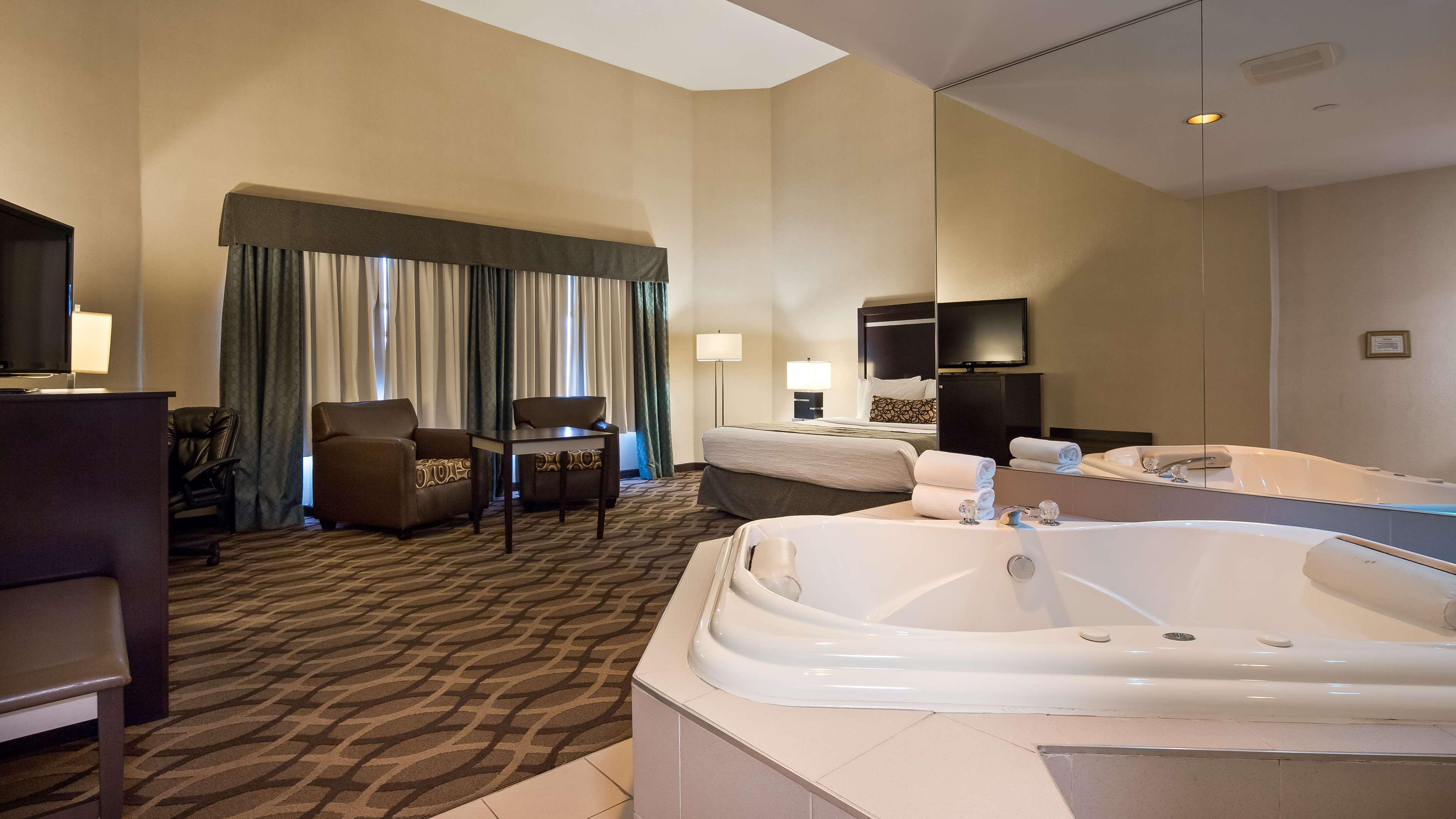 Suite King Bed Non Smoking