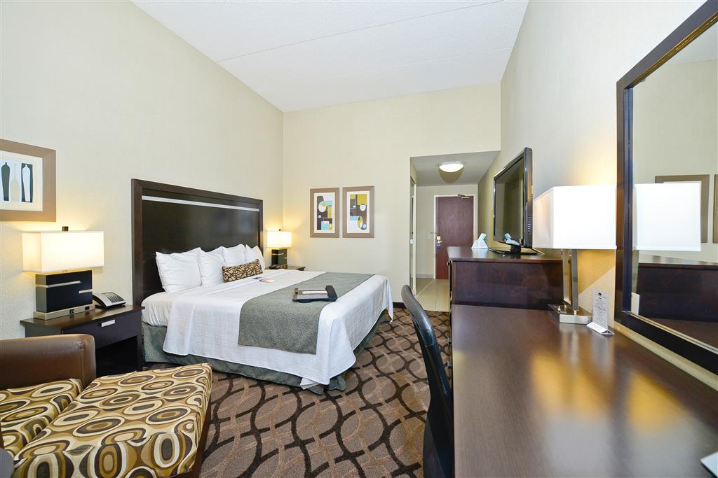 Double Queen Size Bed