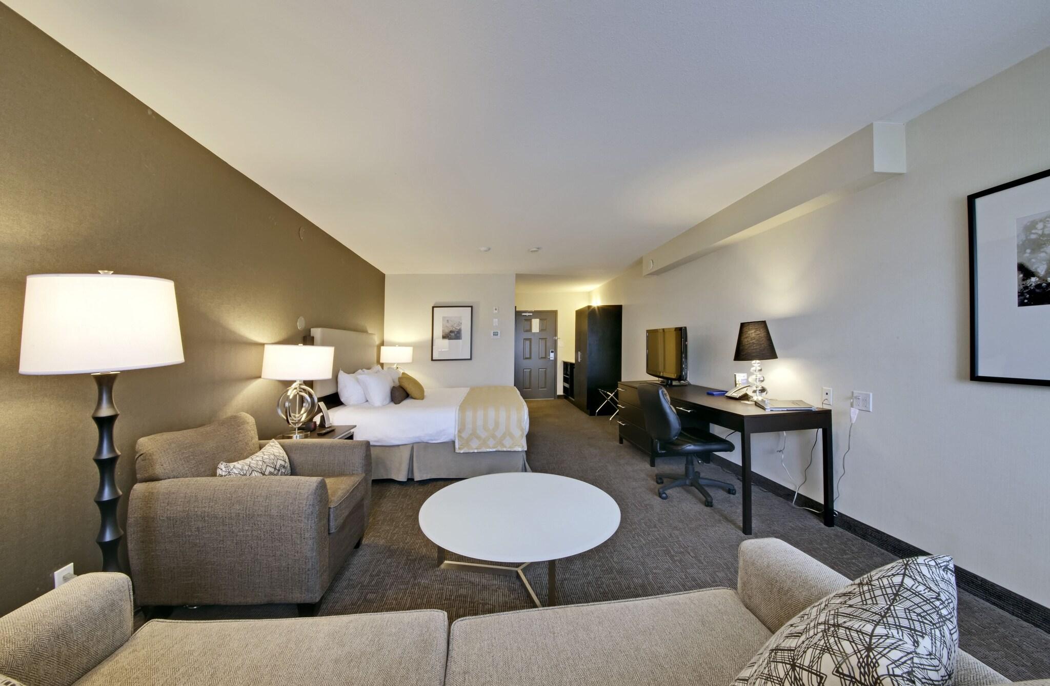 Double or Twin Superior Pool View