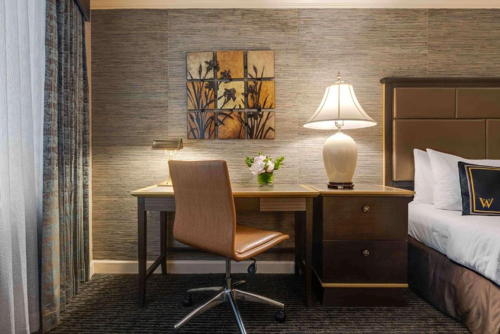 Double Queen Size Bed