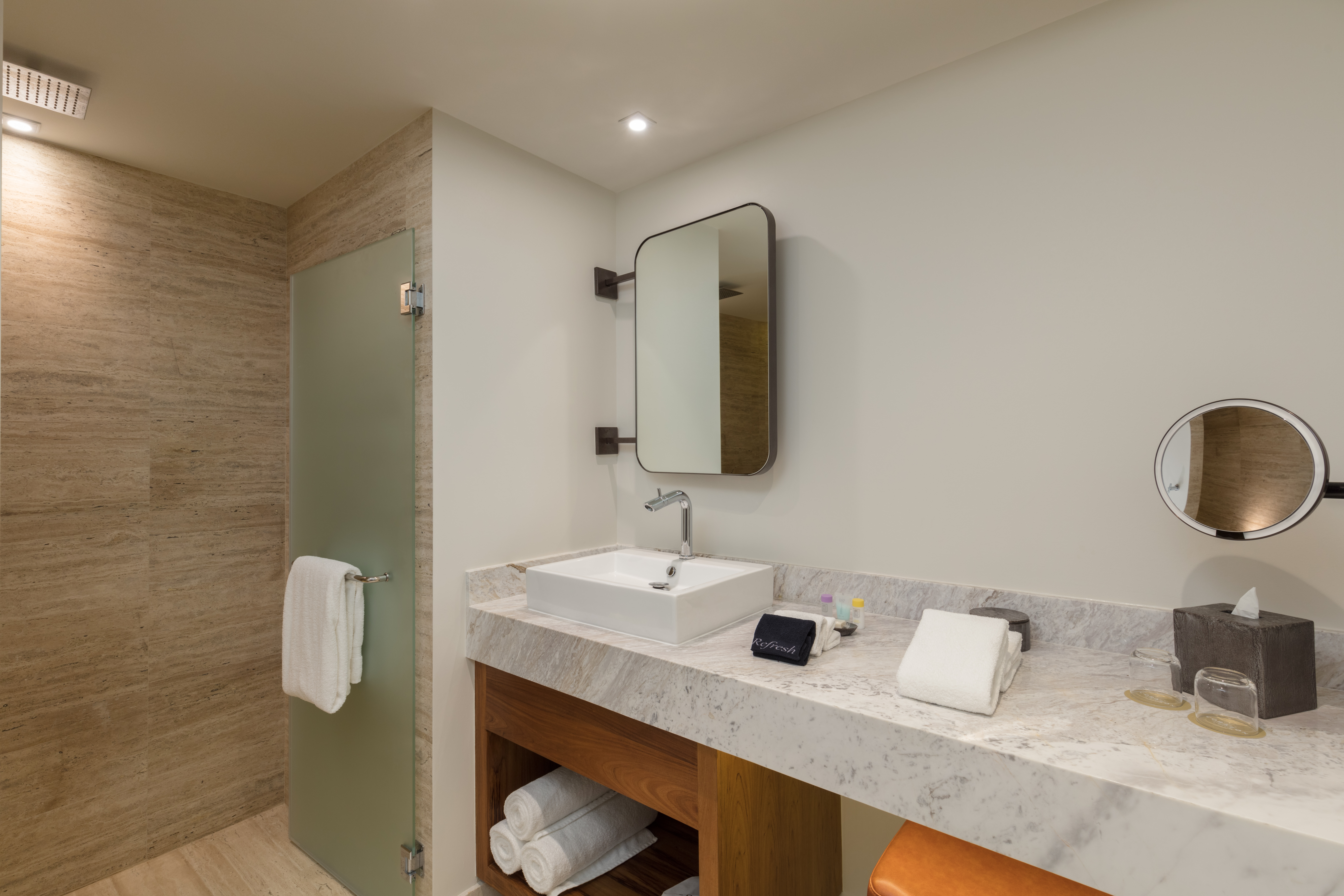 Suite Two Bedrooms with Terrace