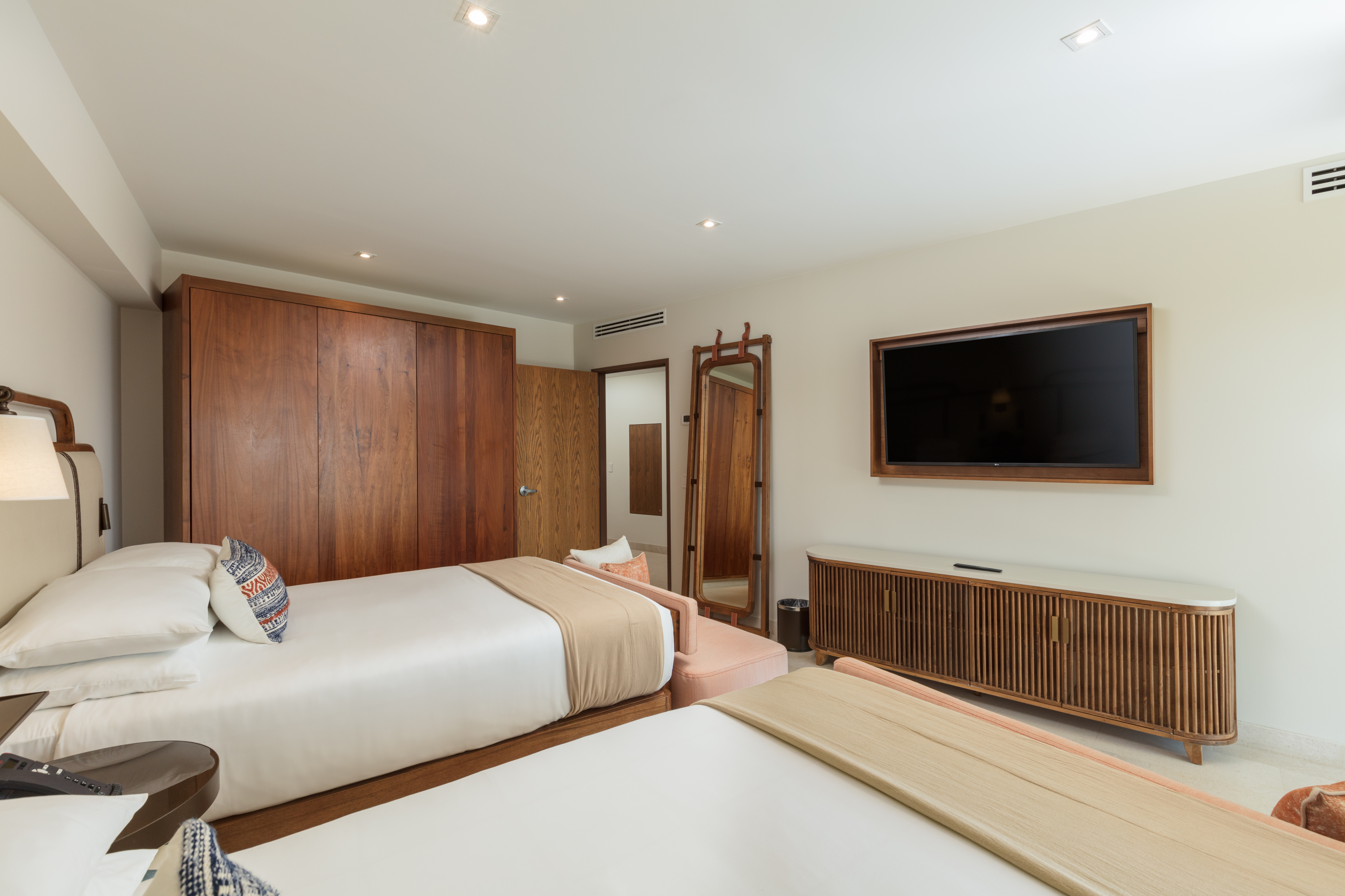 Suite Two Bedrooms with Terrace