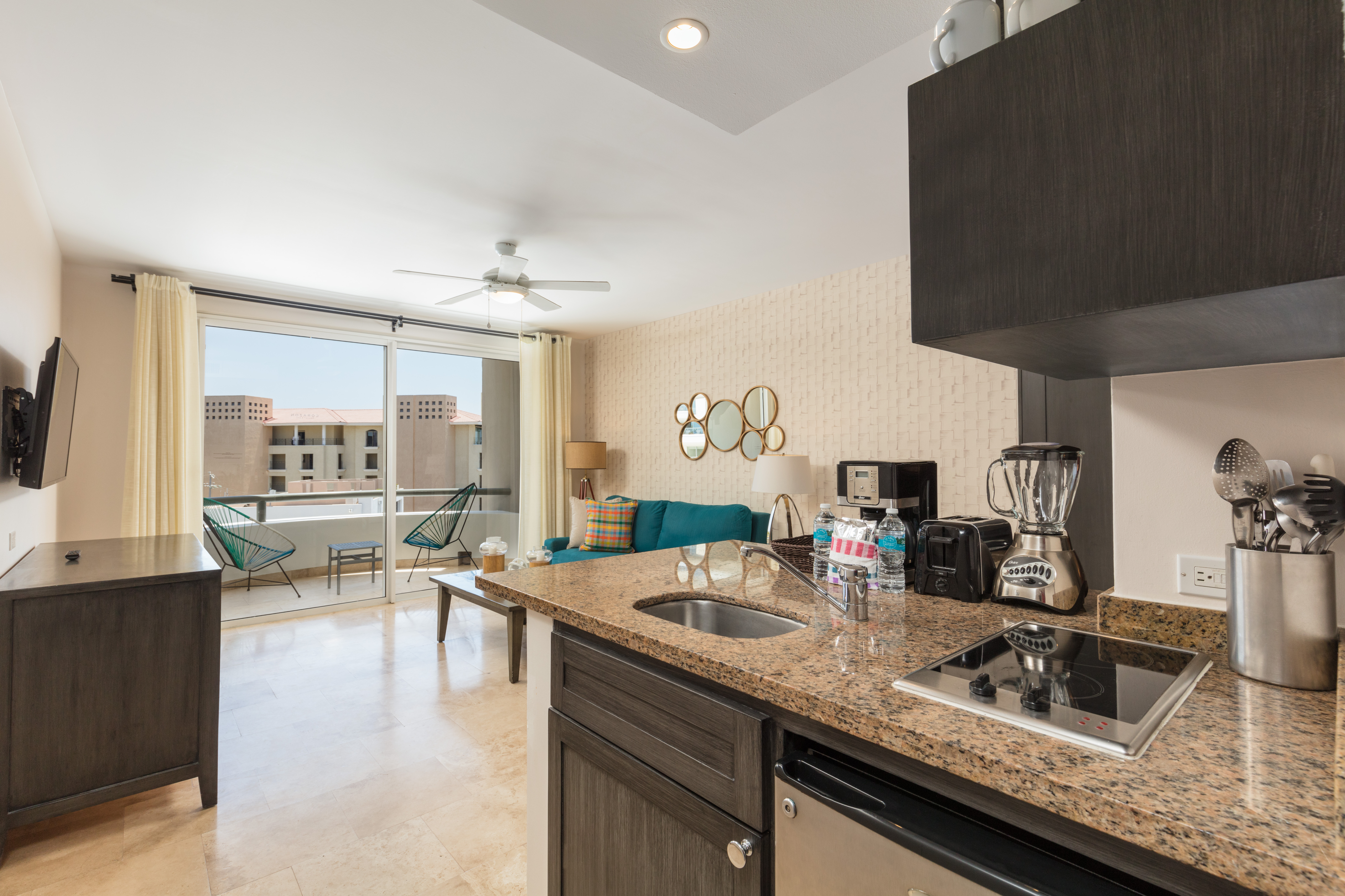 Double or Twin Deluxe Ocean Front