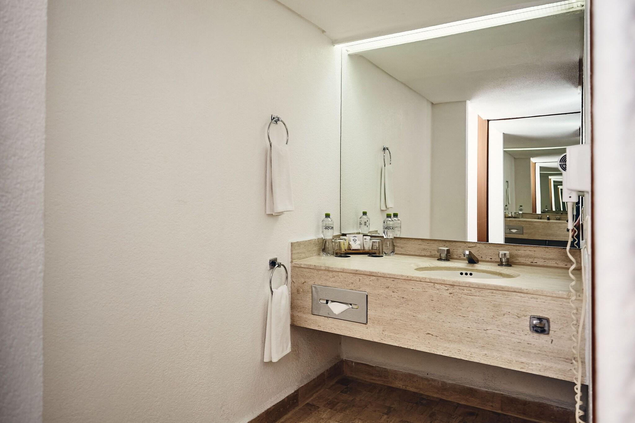 Double City View King Bed