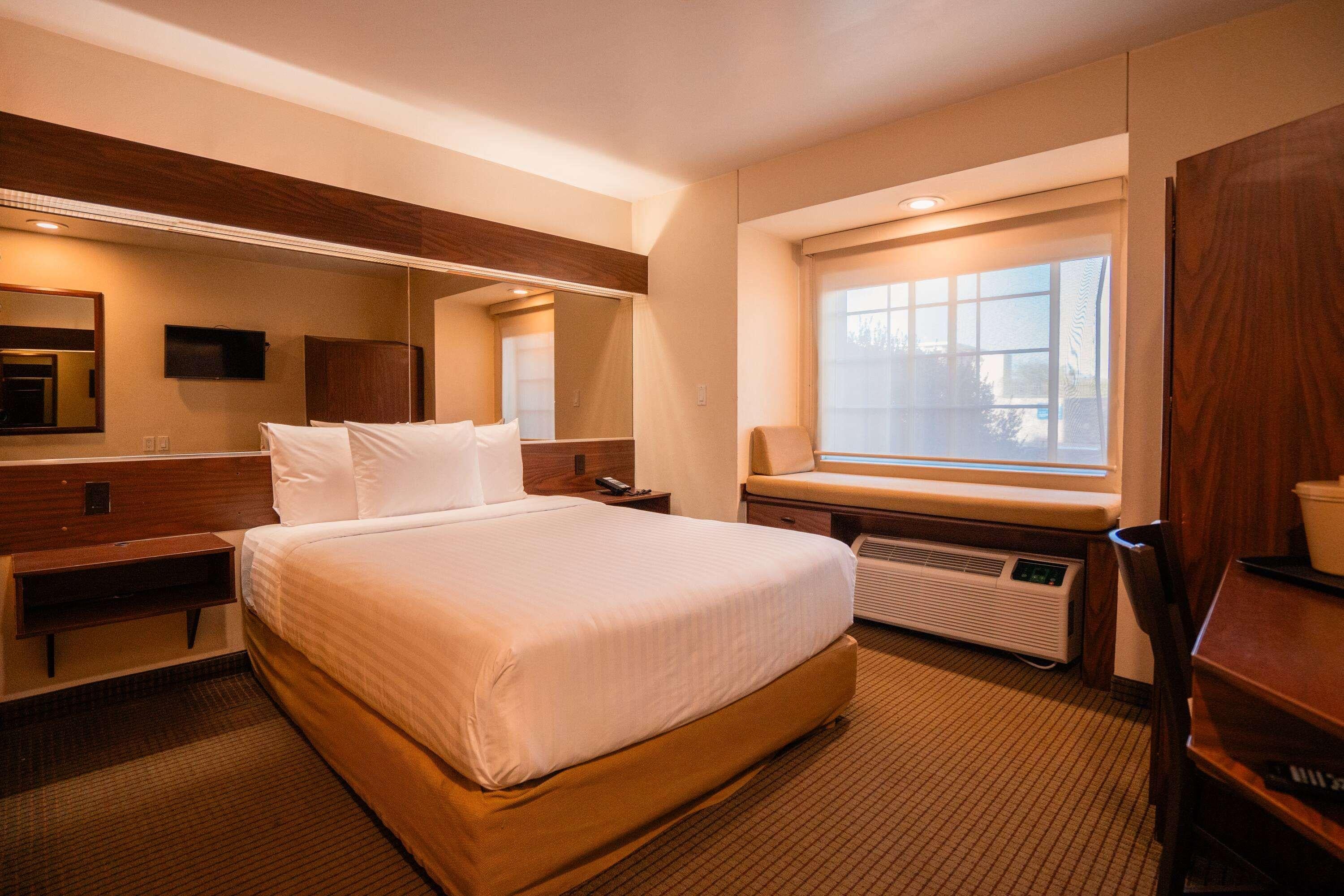 Double Queen Size Bed