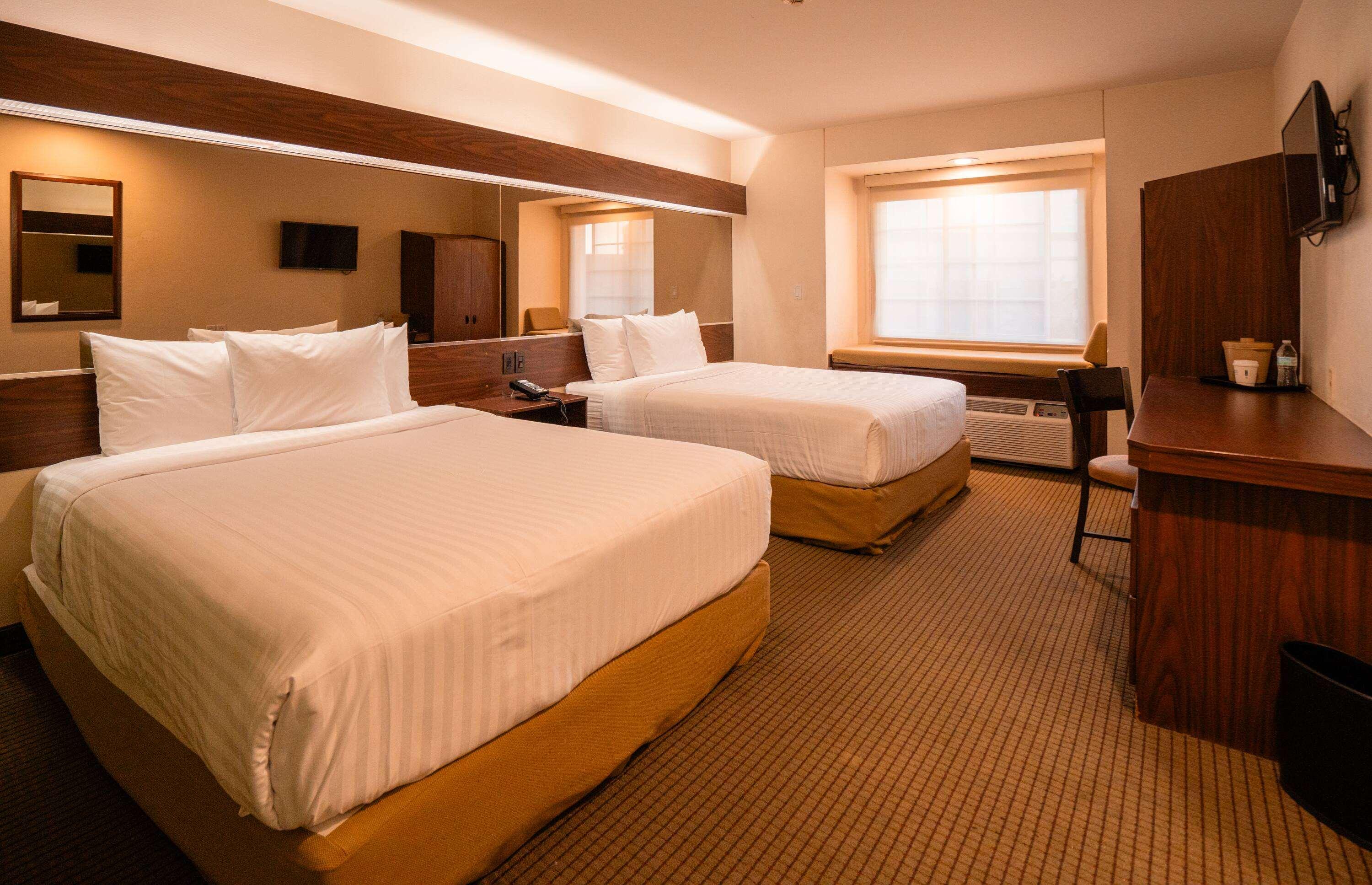 Quadruple Two Queen Beds