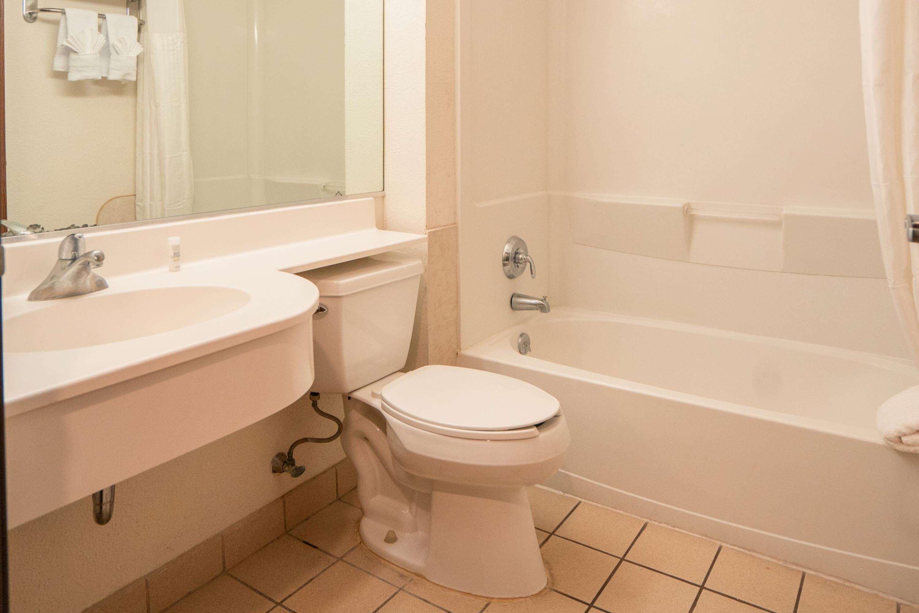 Suite Queen Size Bed