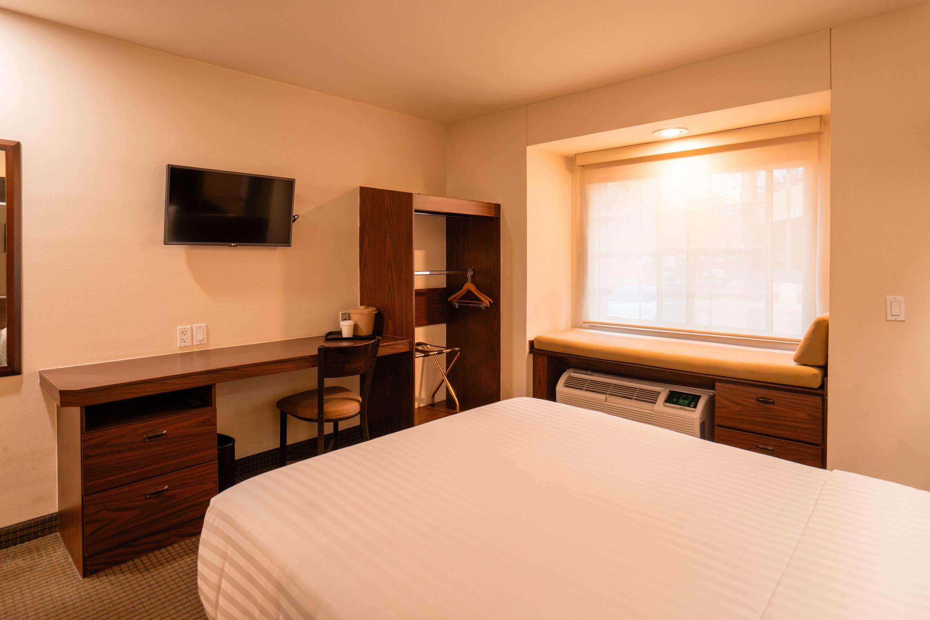 Double Queen Size Bed