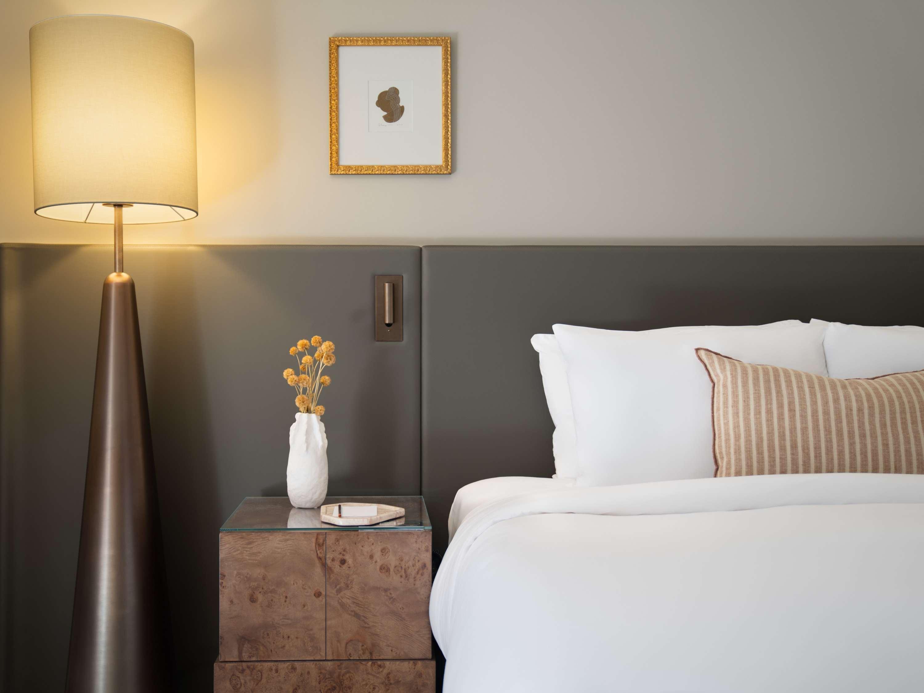 Double Garden View King Bed