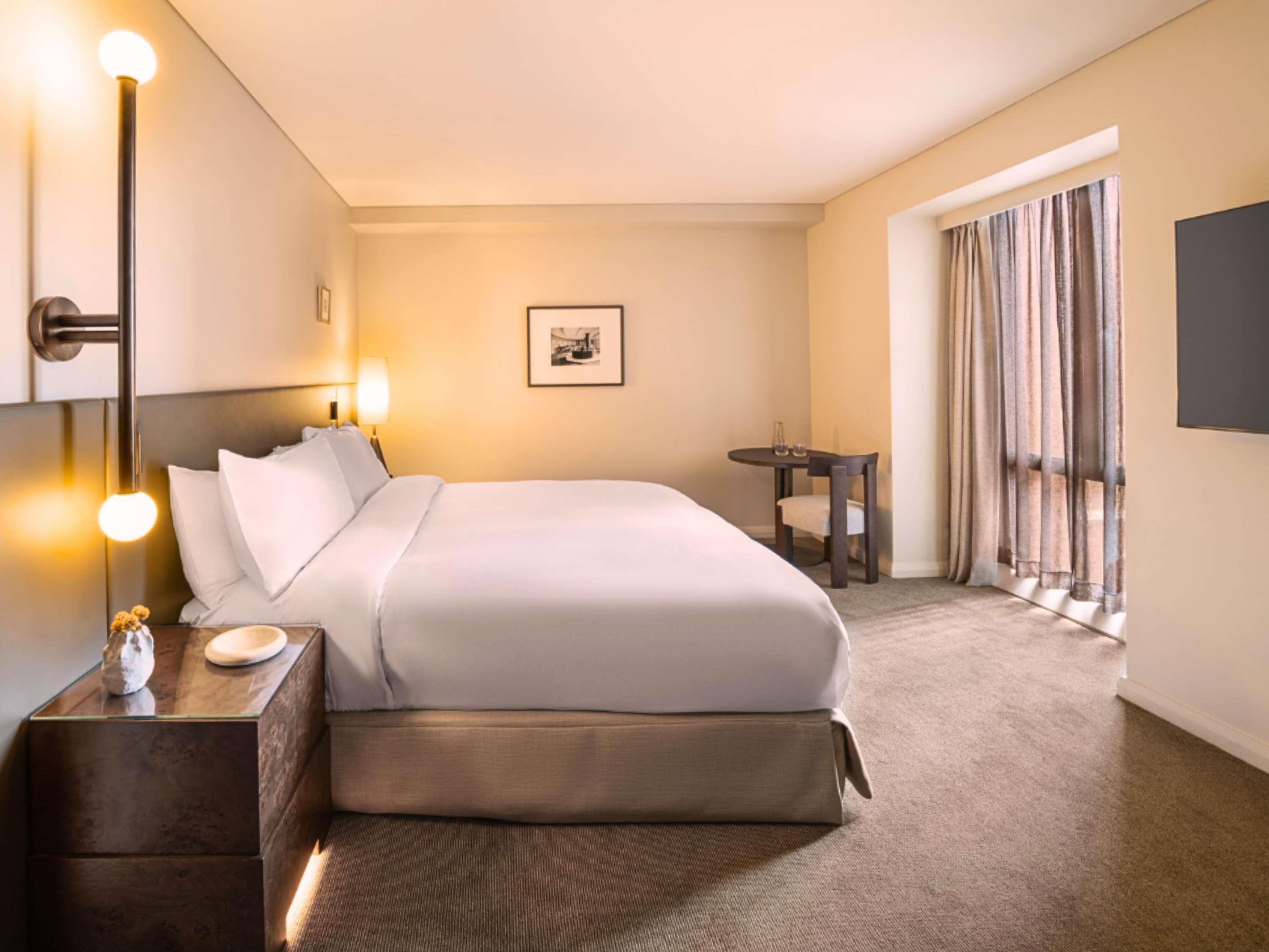 Double Classic King Bed