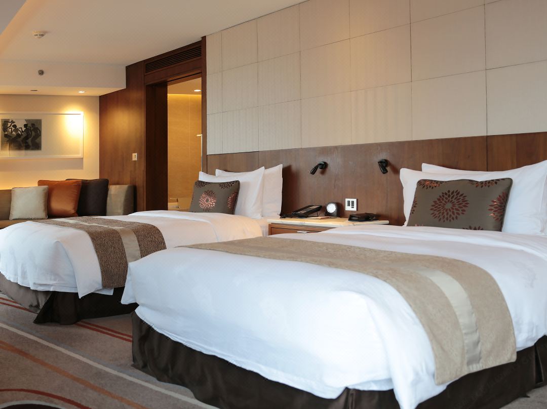 Twin Deluxe City View