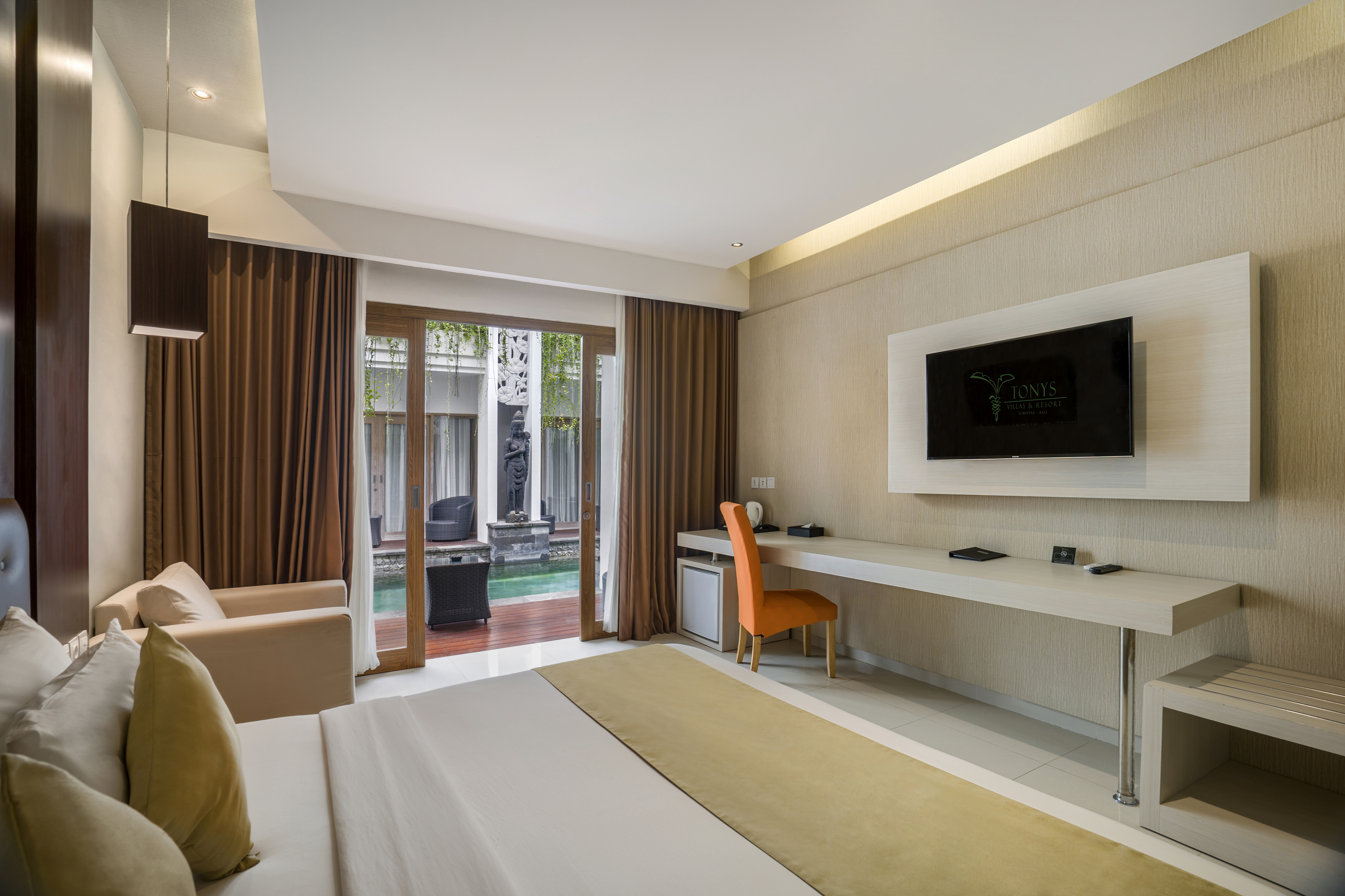 Double or Twin Deluxe