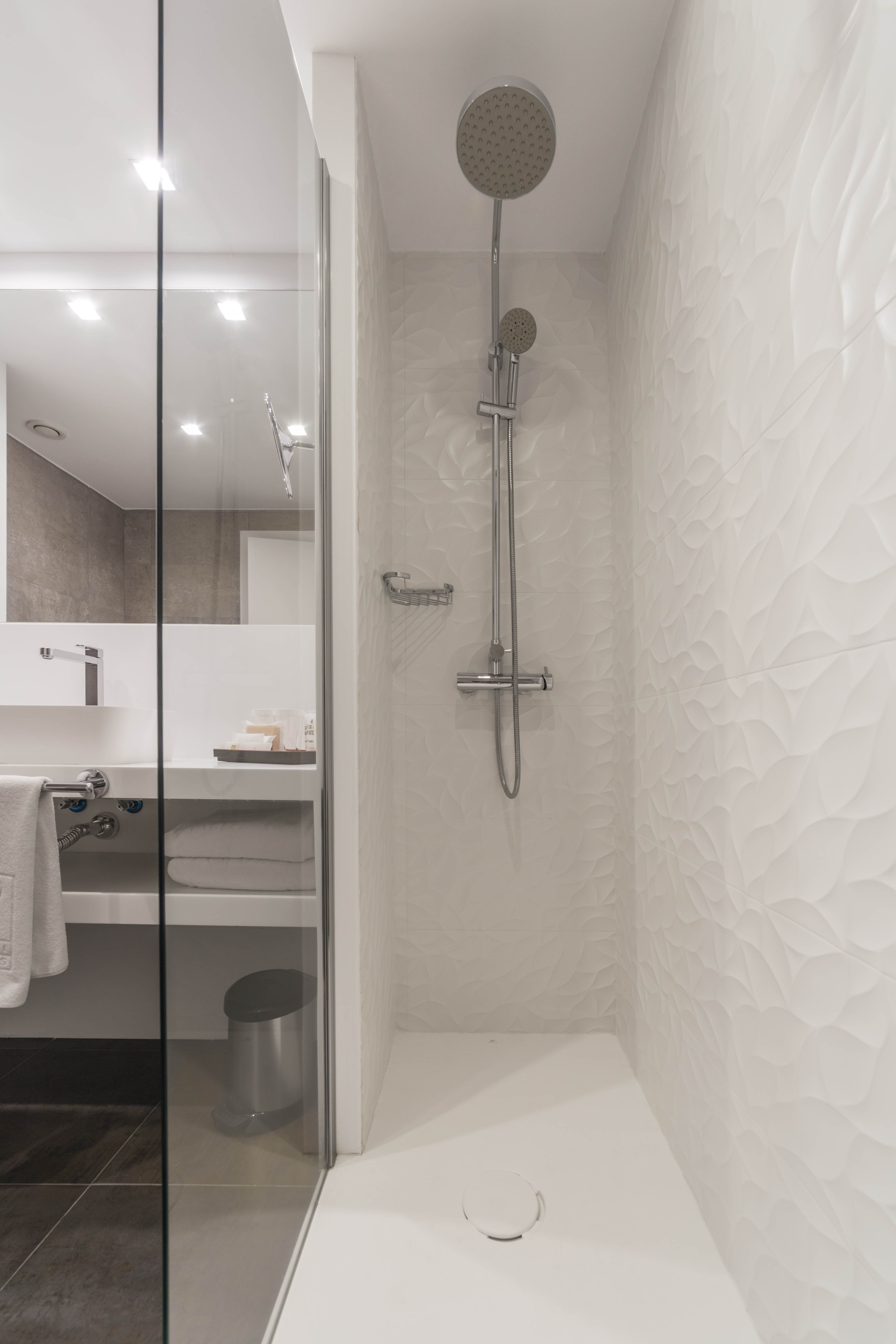 Apartment Capacity 4