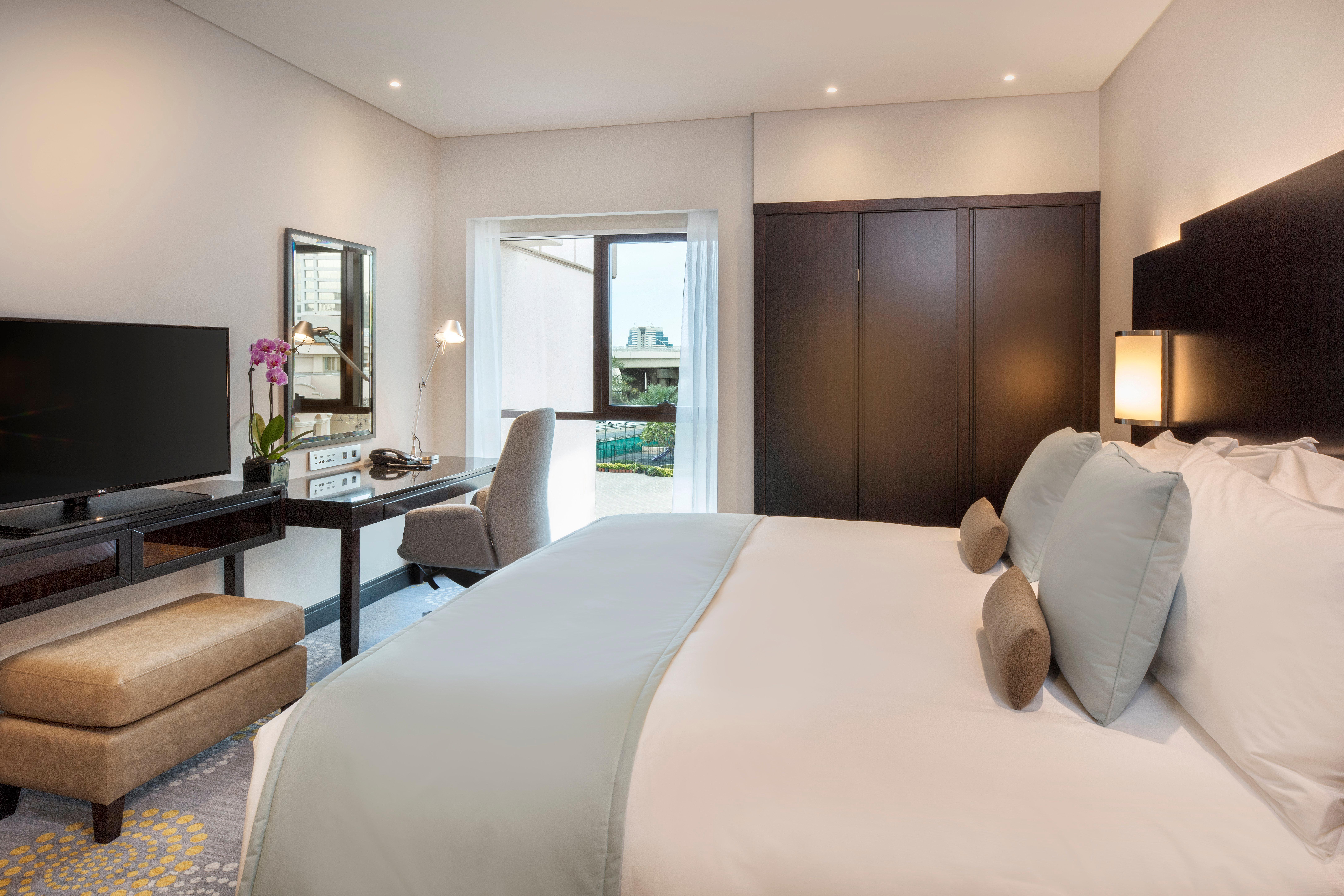 Suite King Bed One Bedroom 