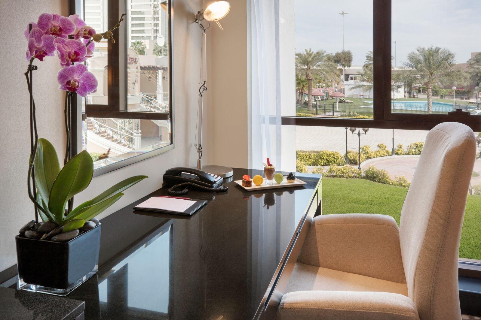 Double Pool View King Bed