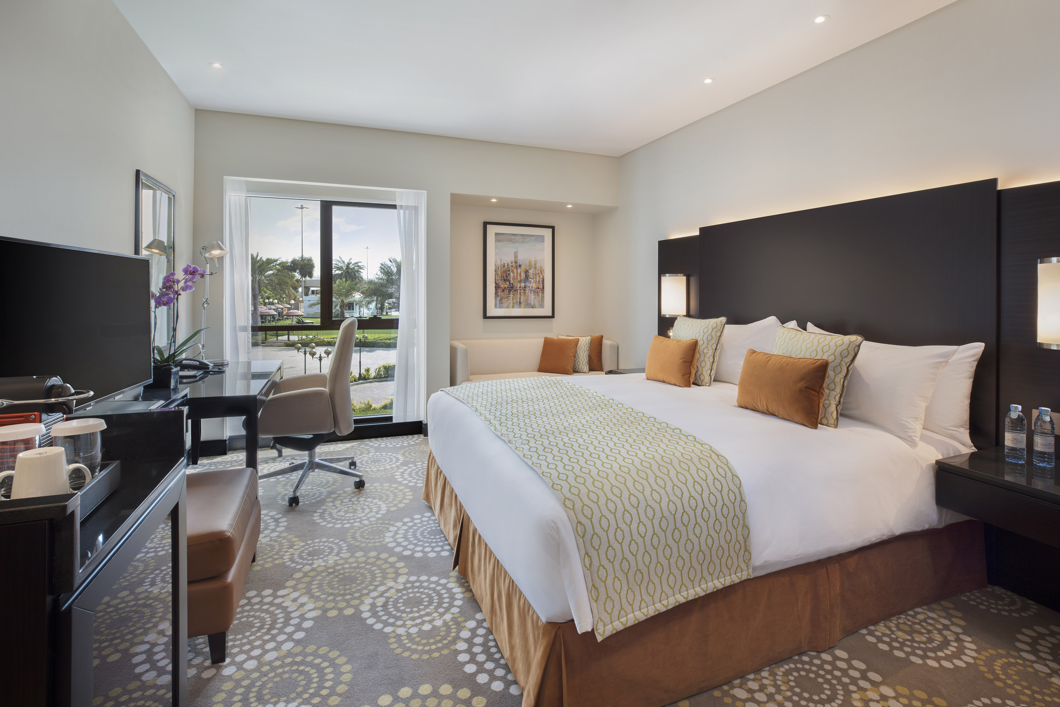 Double Pool View King Bed