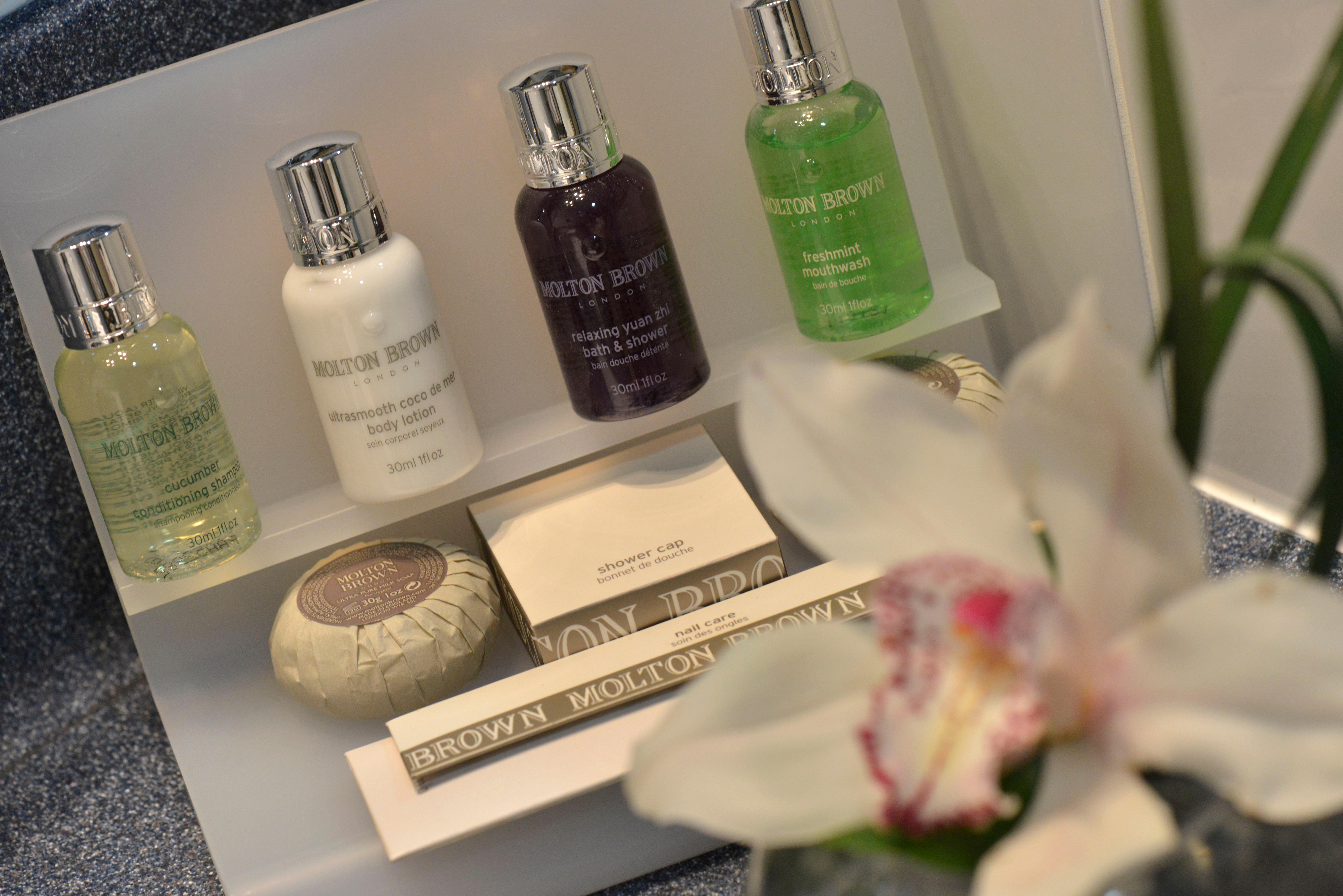 Double Garden View King Bed