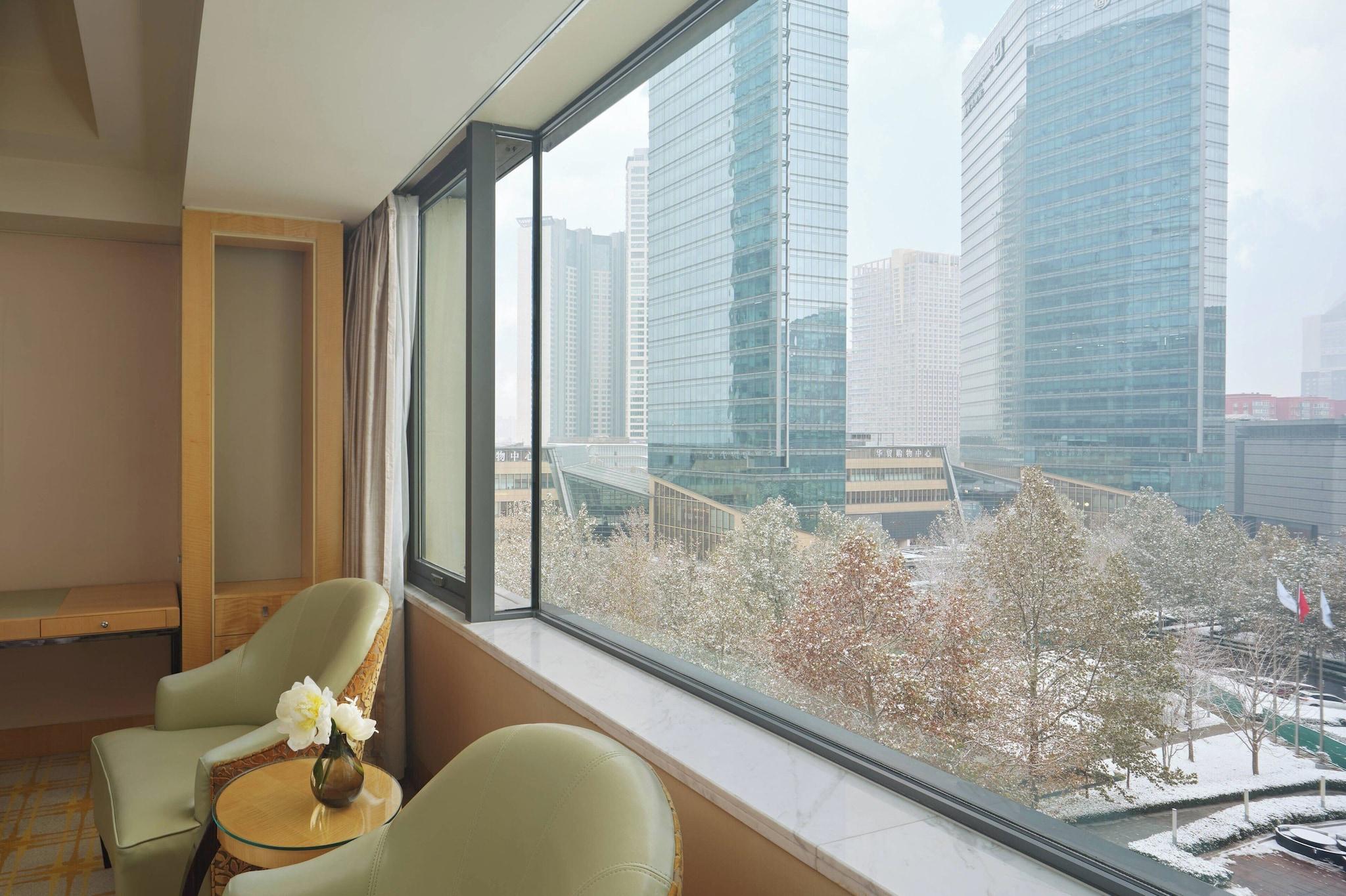 Suite King Bed One Bedroom 