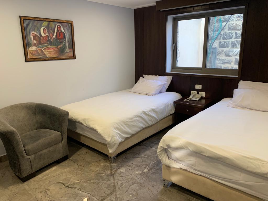 Double or Twin One Bed