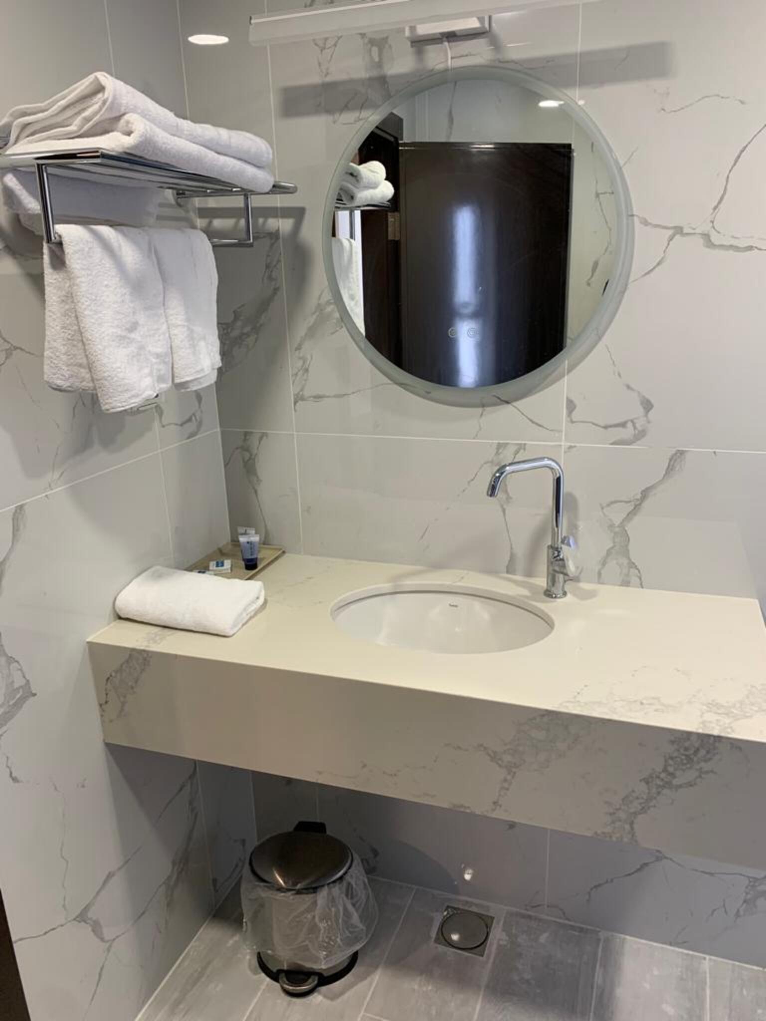 Double or Twin One Bed