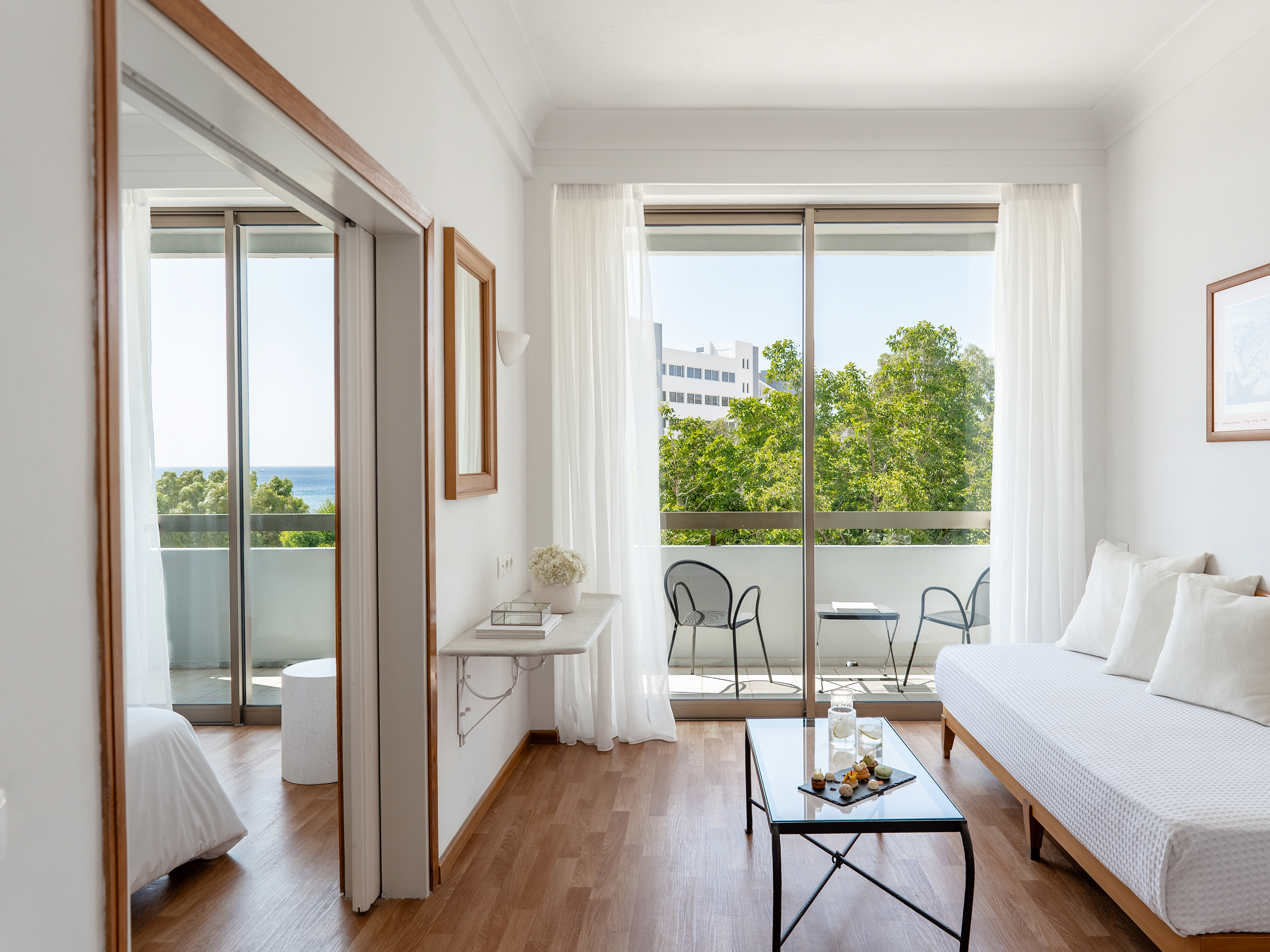 Family Room Guest Room