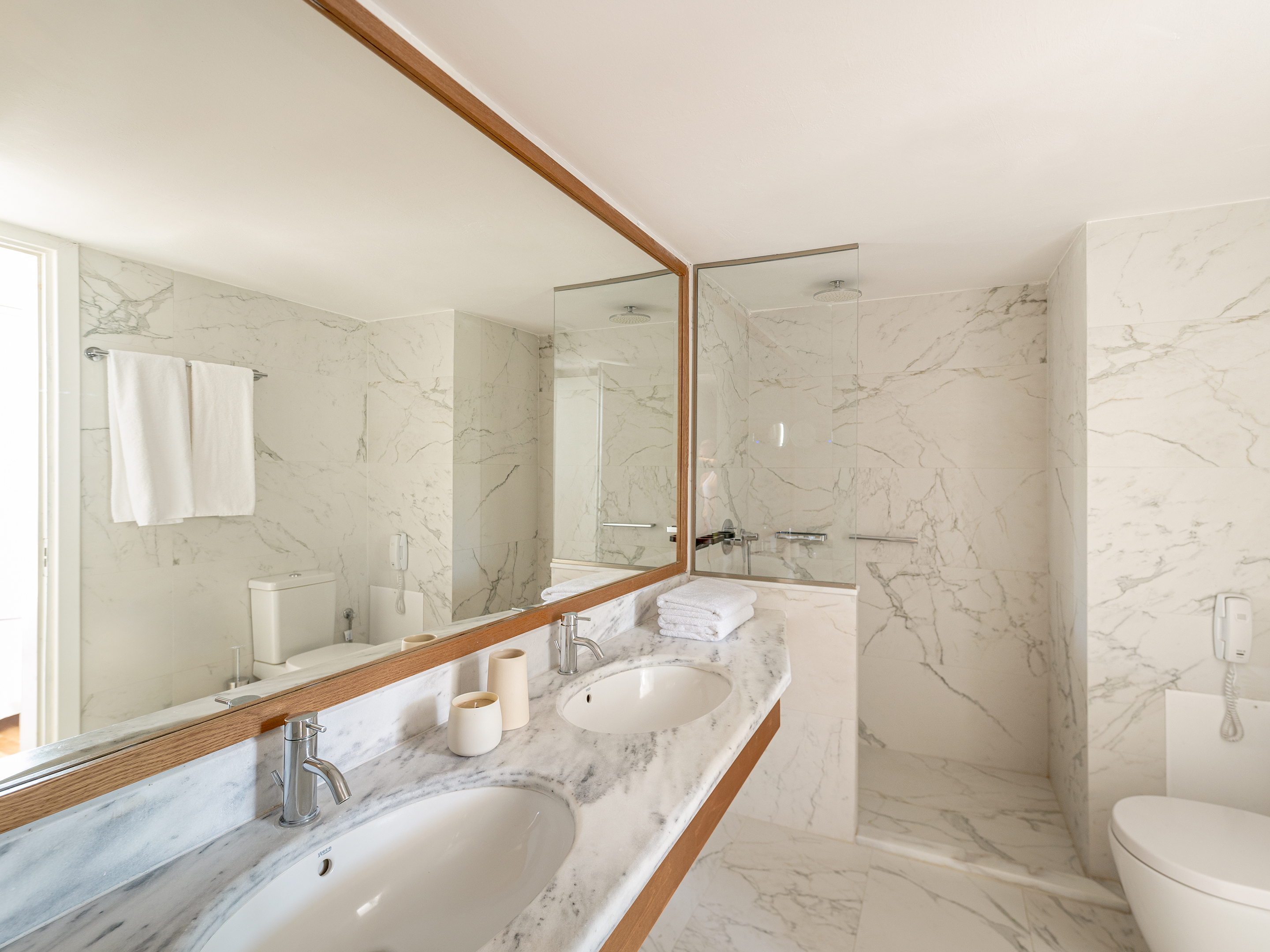 Family Room Guest Room