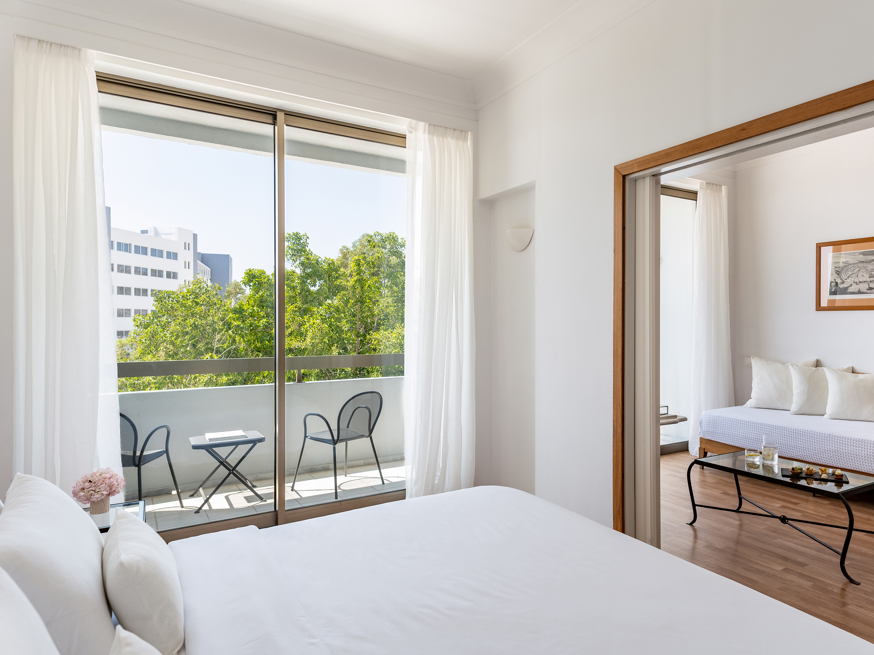 Family Room Guest Room